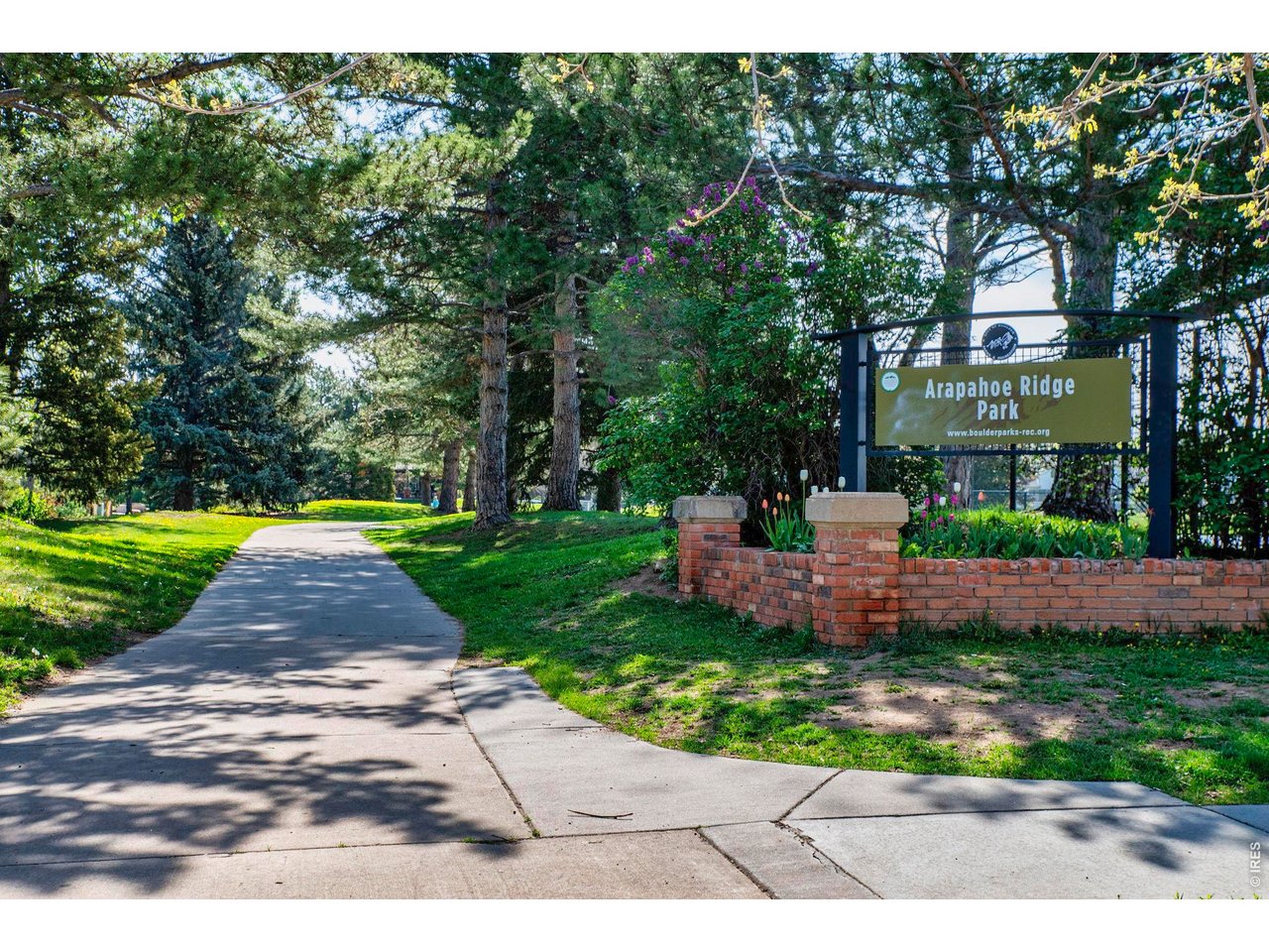4744 Kellogg Cir