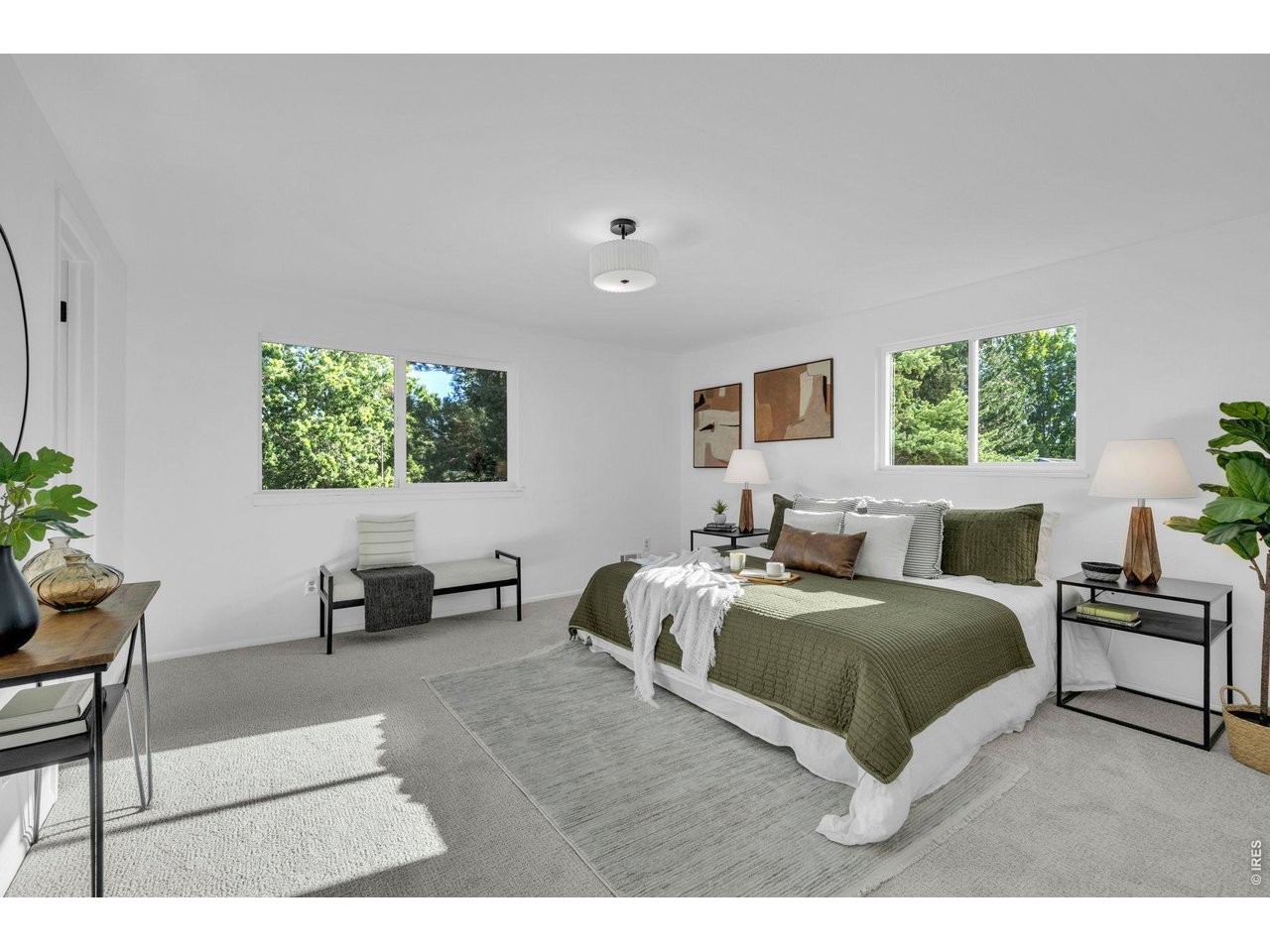 4744 Kellogg Cir