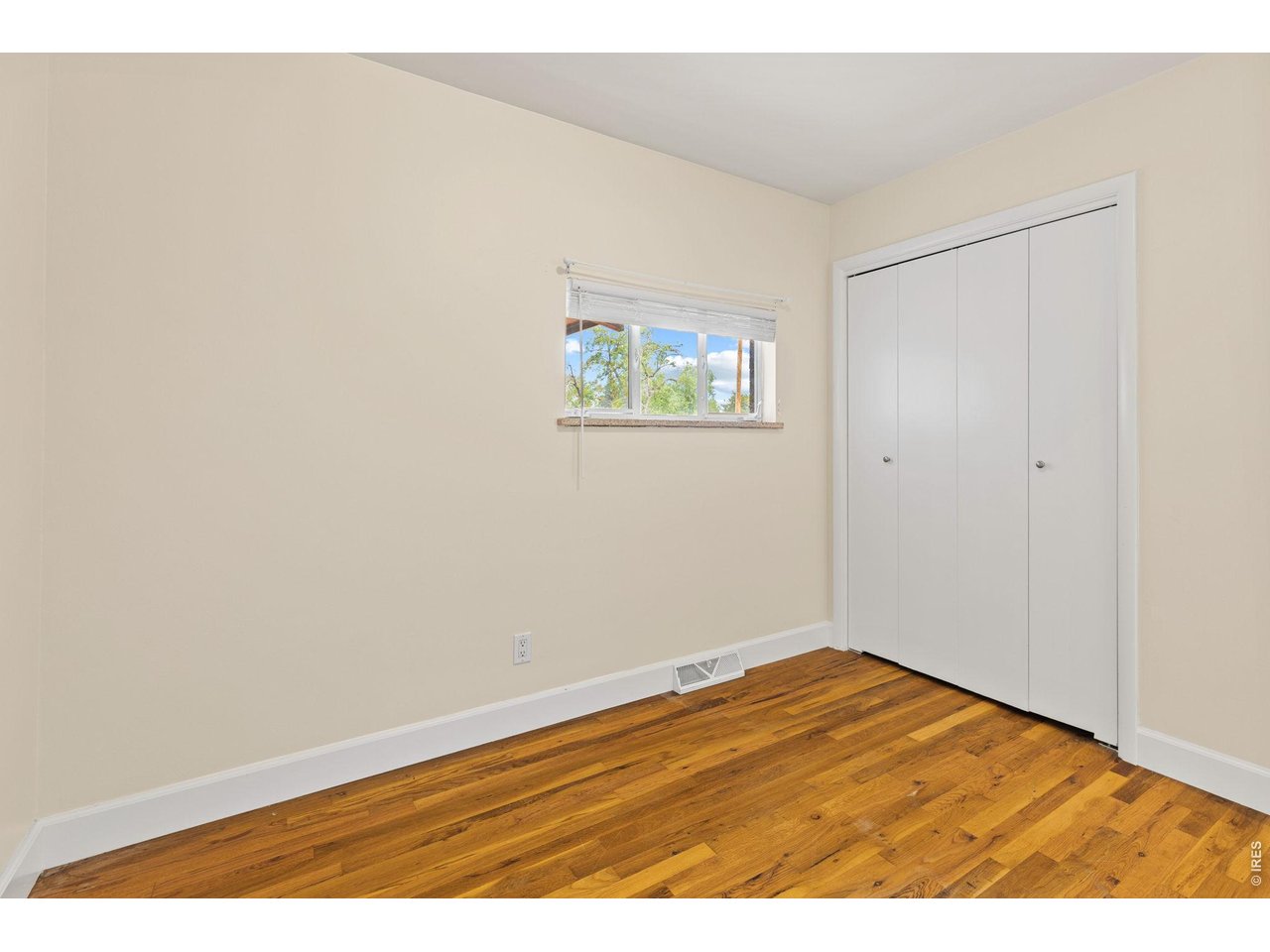 4350 Comanche Dr