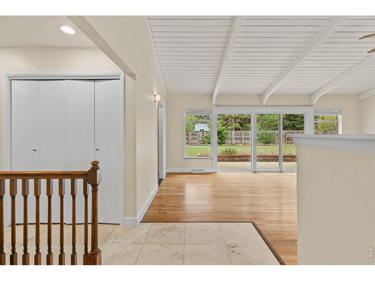 4350 Comanche Dr