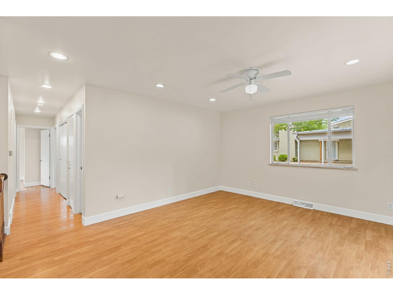 4350 Comanche Dr