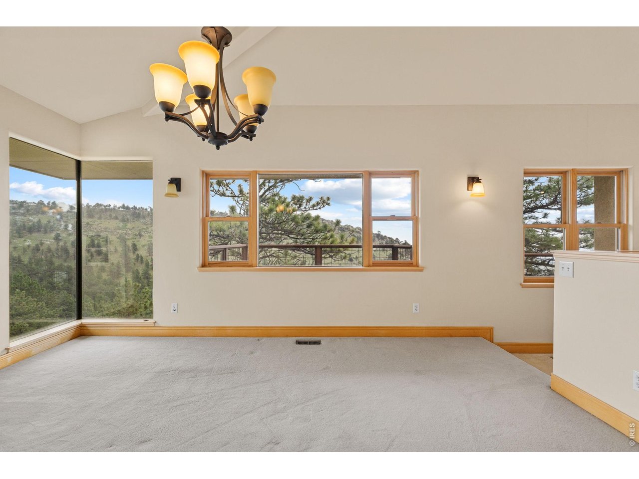 6196 Red Hill Rd
