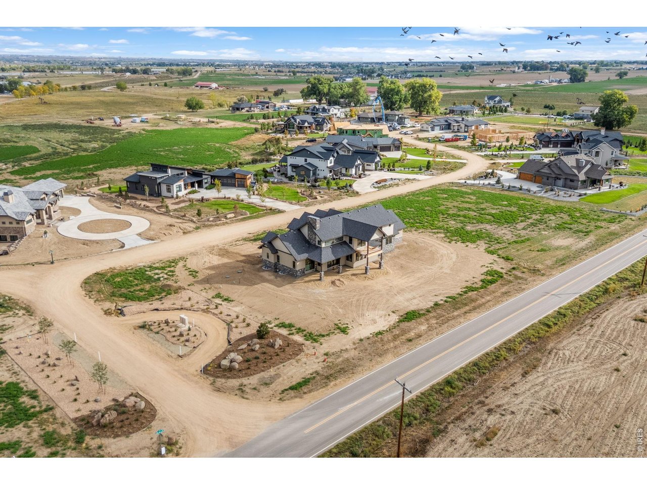 1850 Country Dr