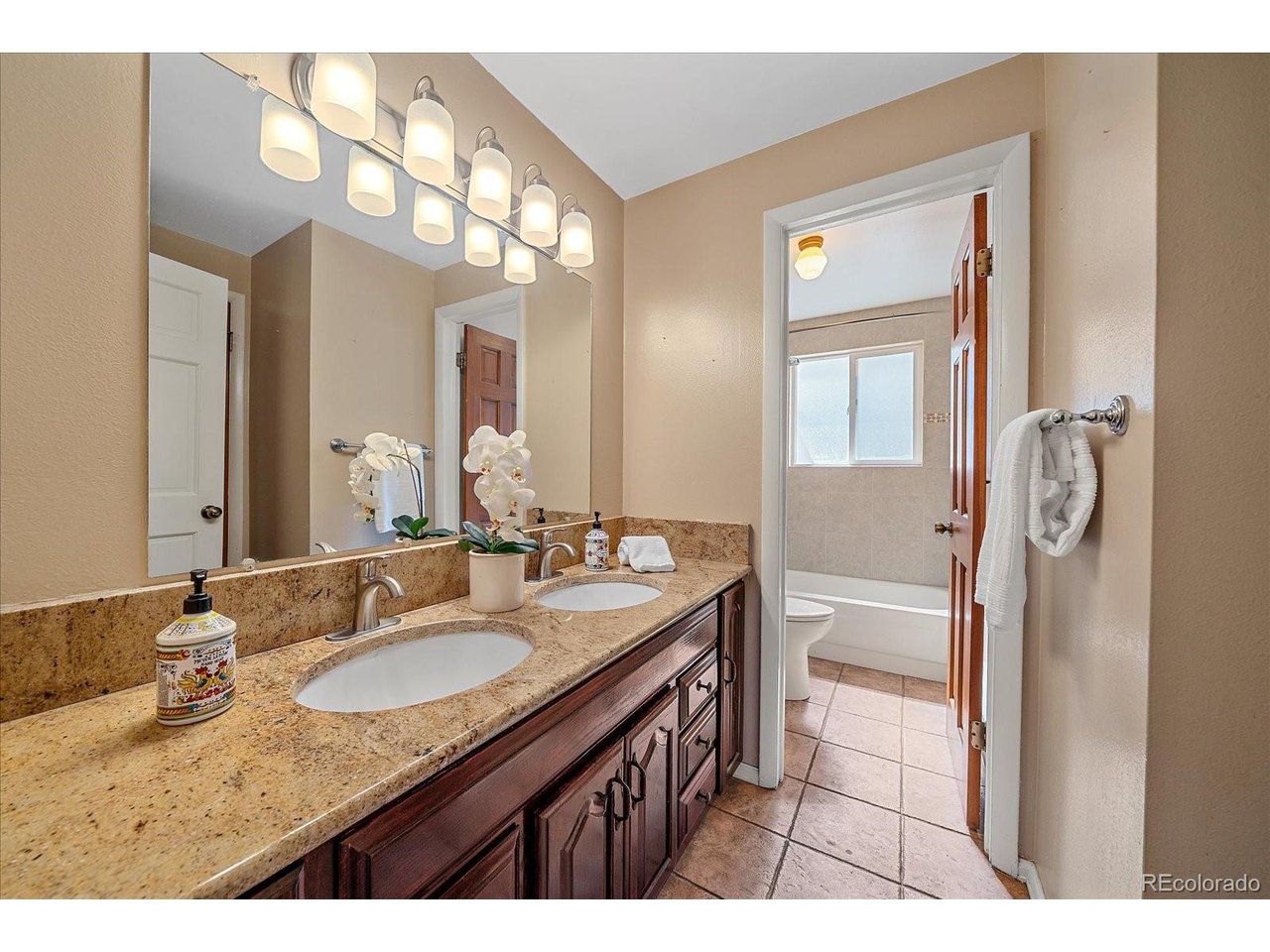 9700 W 76th Pl