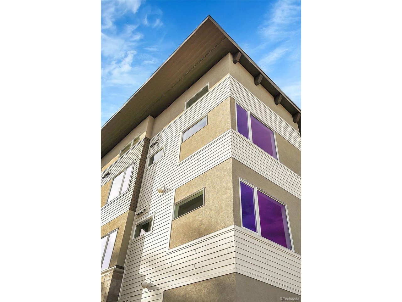 1304 Snowberry 102