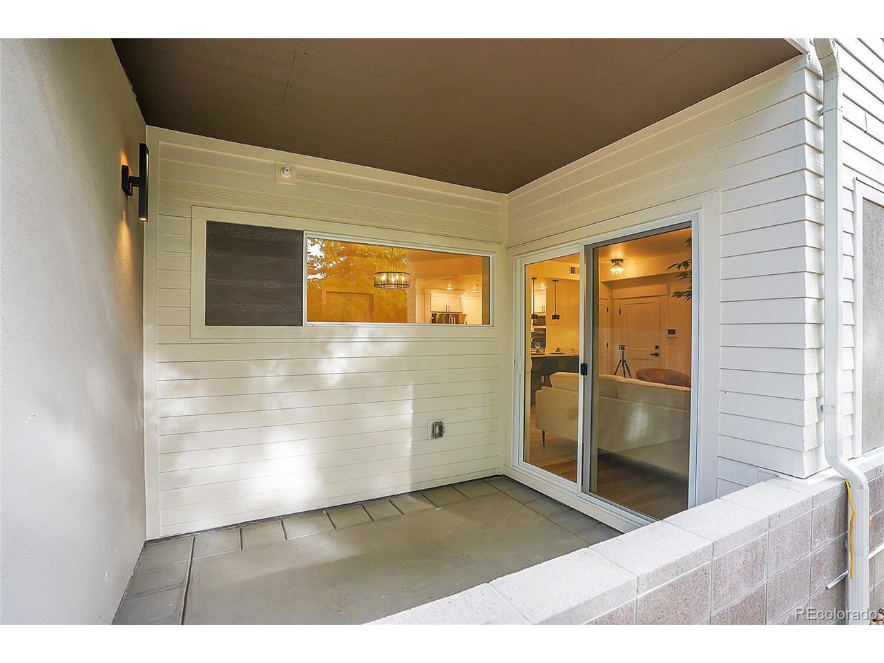 1304 Snowberry 102