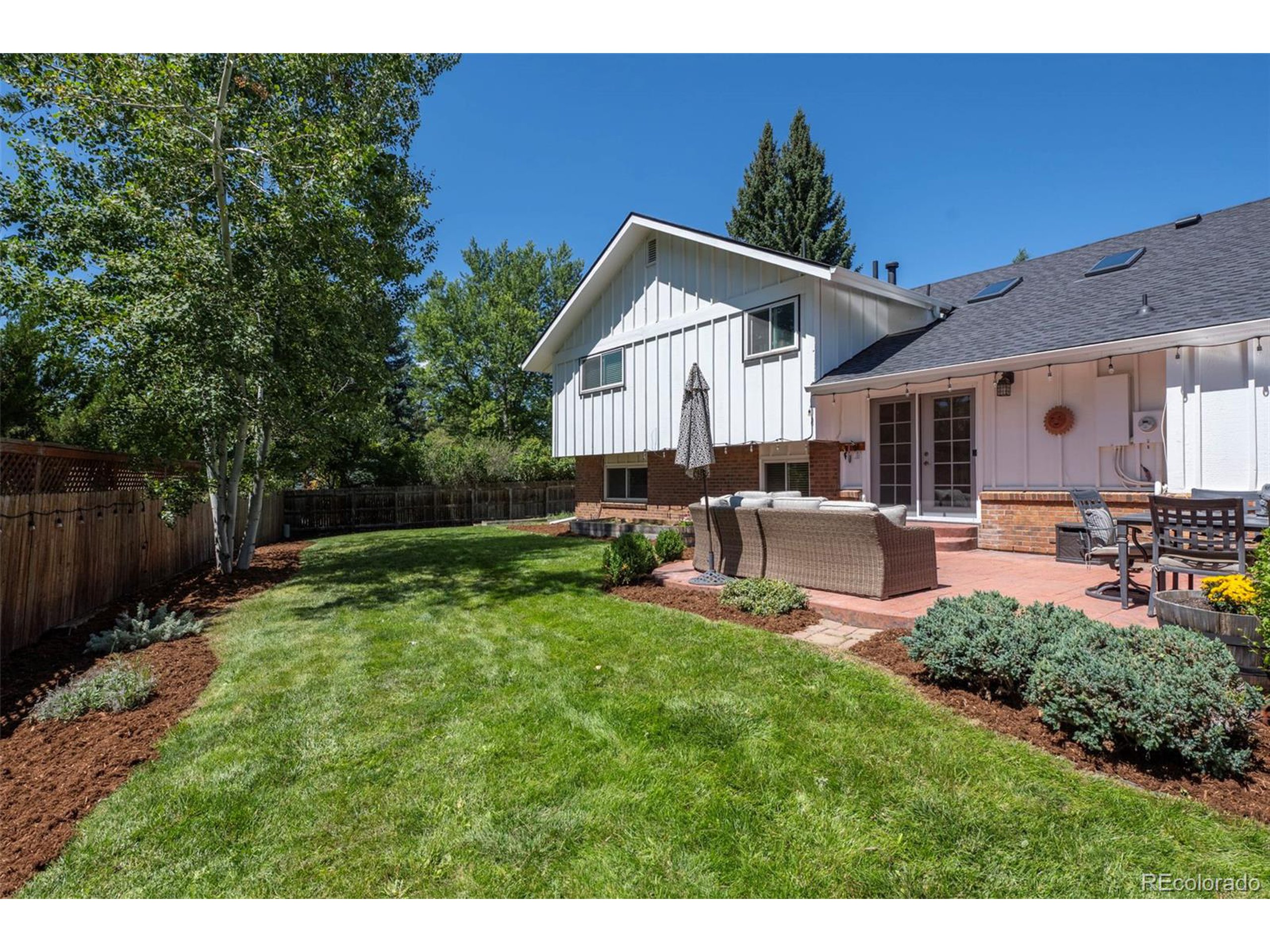 6976 Green Willow Ct