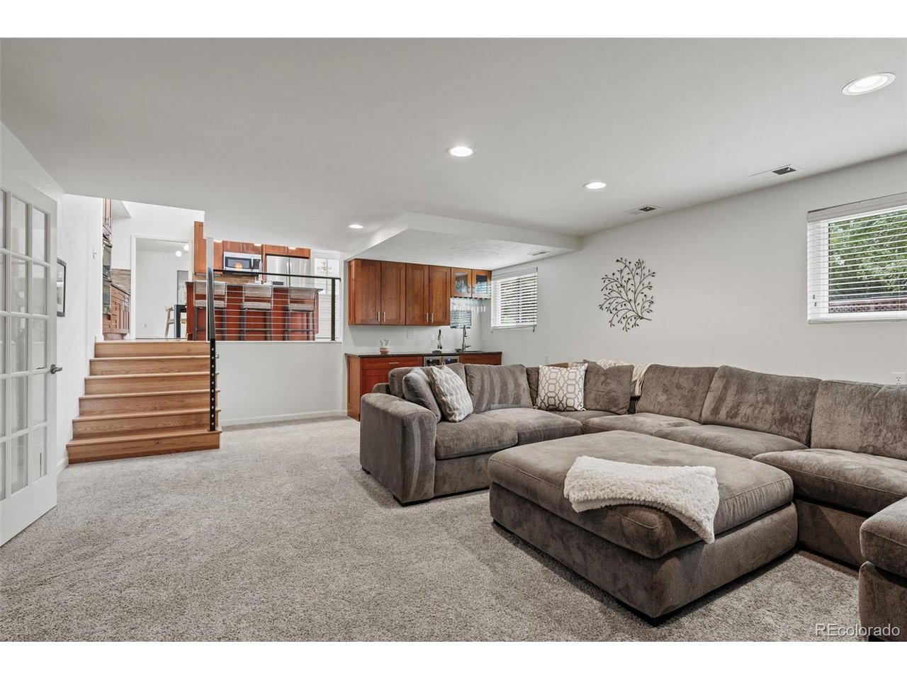 6976 Green Willow Ct