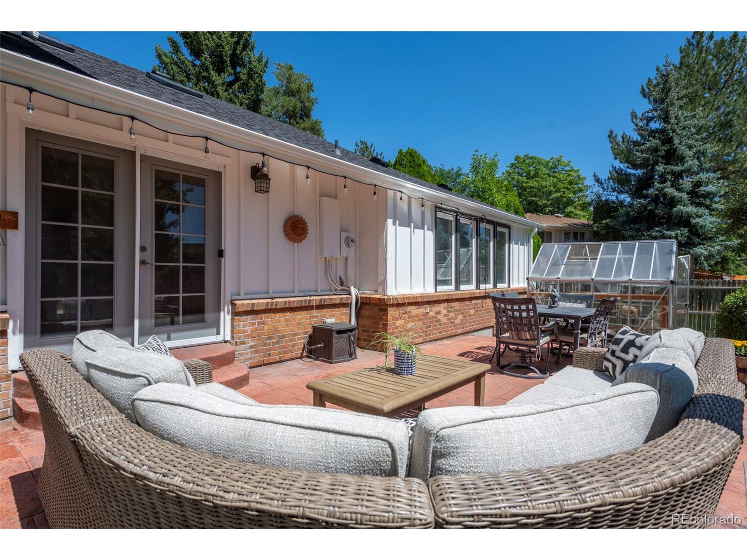 6976 Green Willow Ct