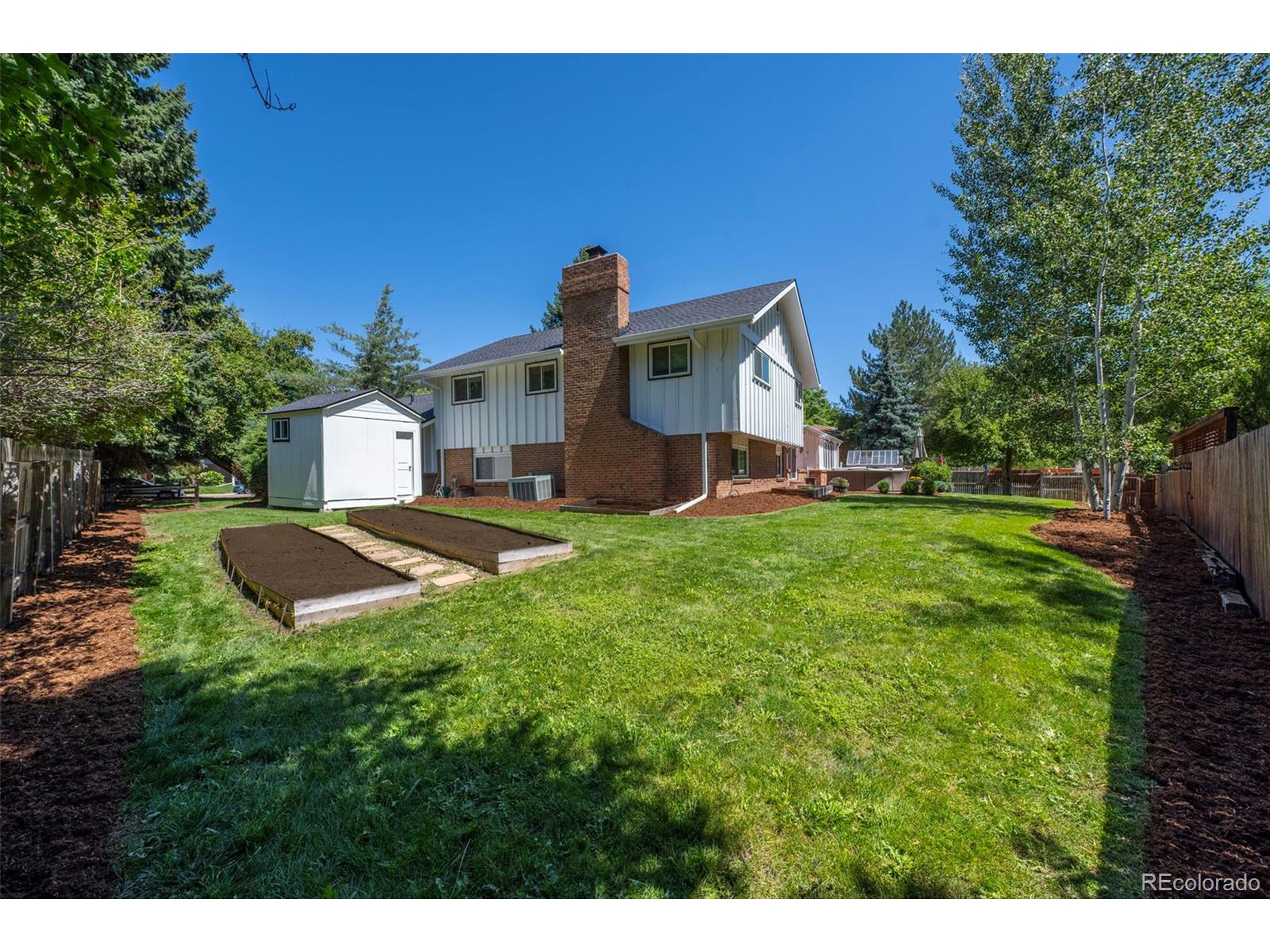 6976 Green Willow Ct