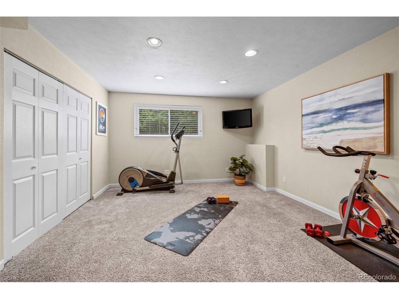 6976 Green Willow Ct