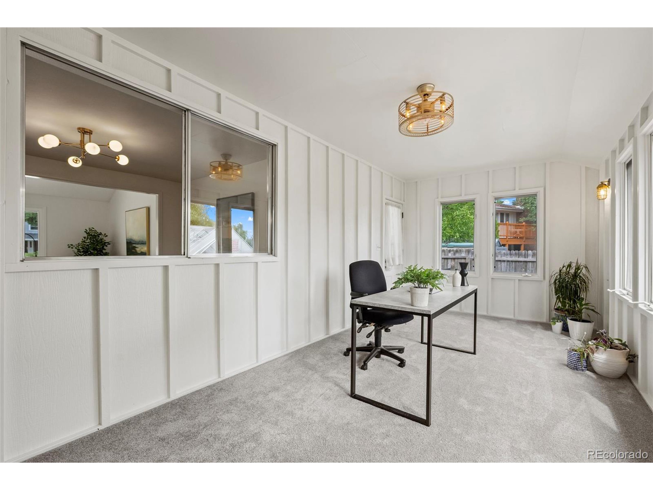 6976 Green Willow Ct