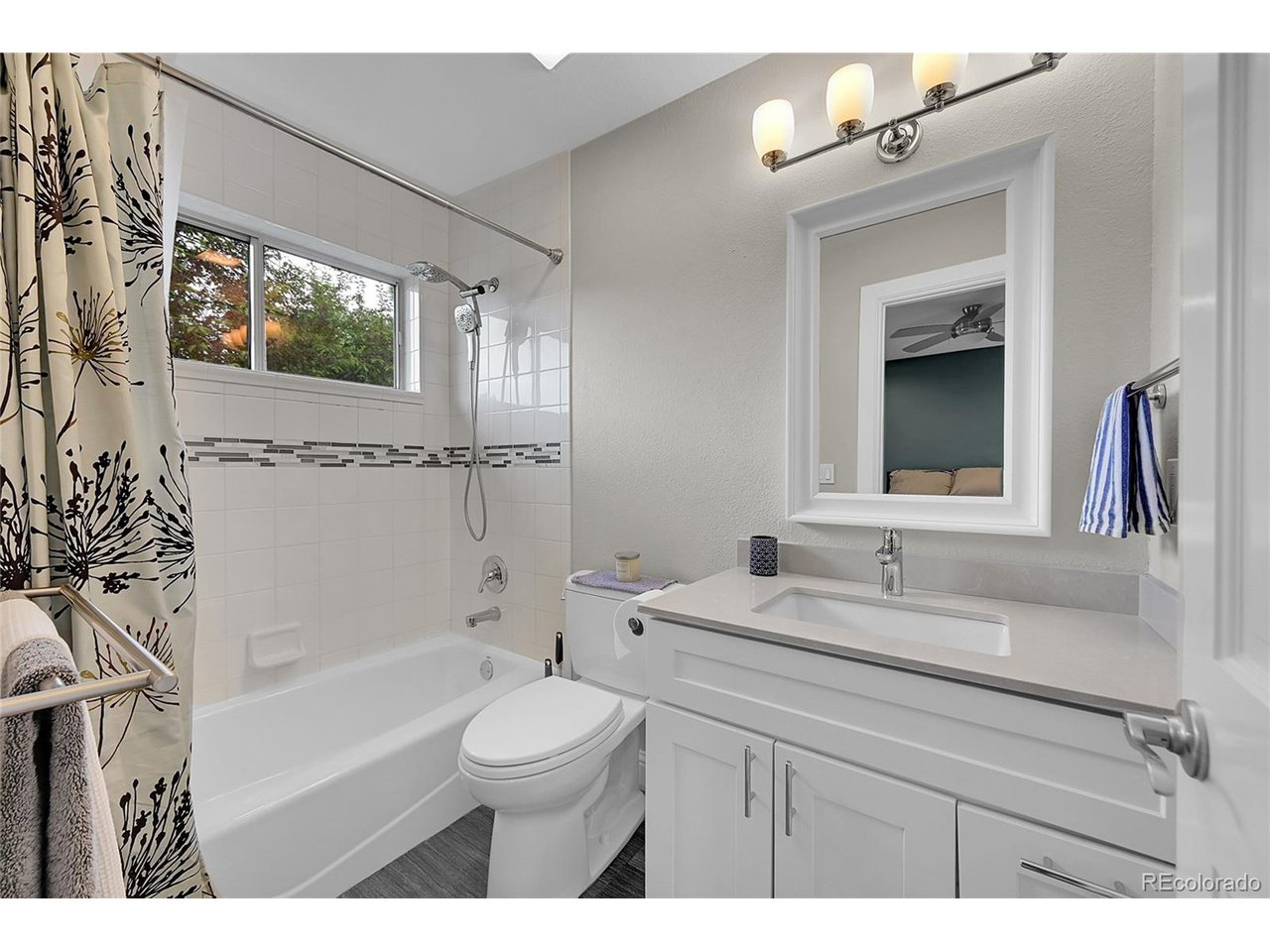 2558 Premier Pl