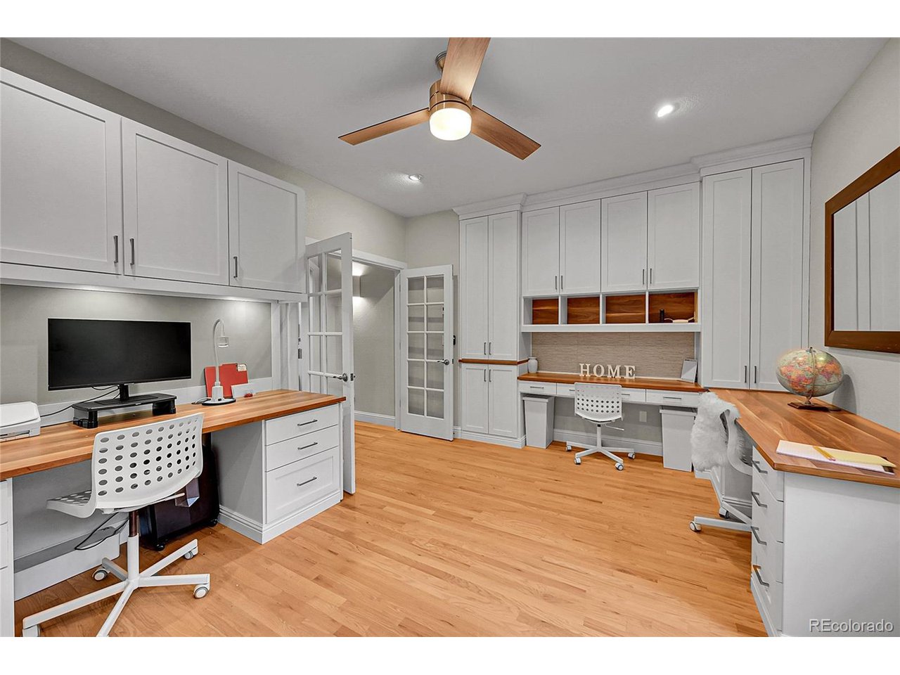 2558 Premier Pl