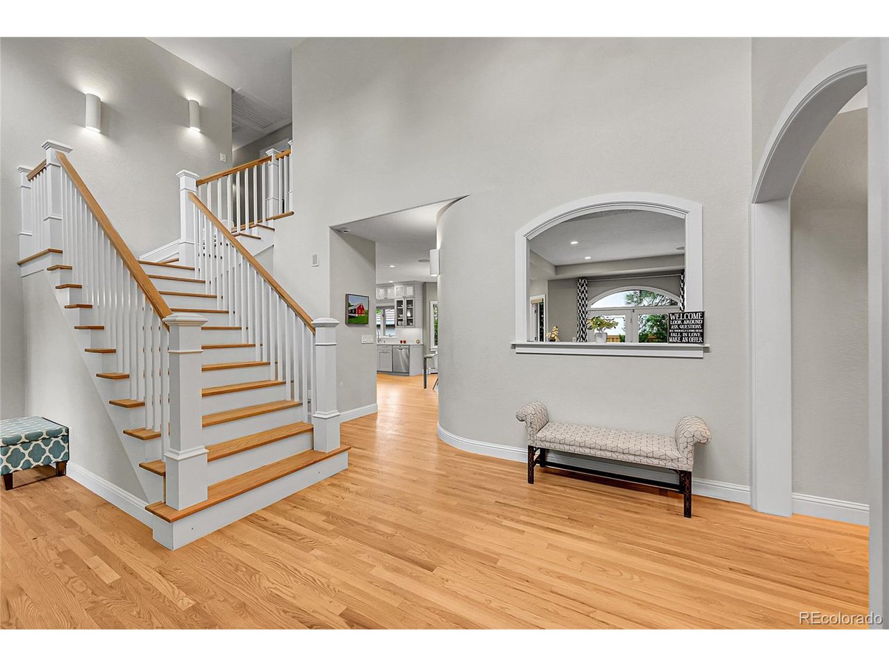 2558 Premier Pl