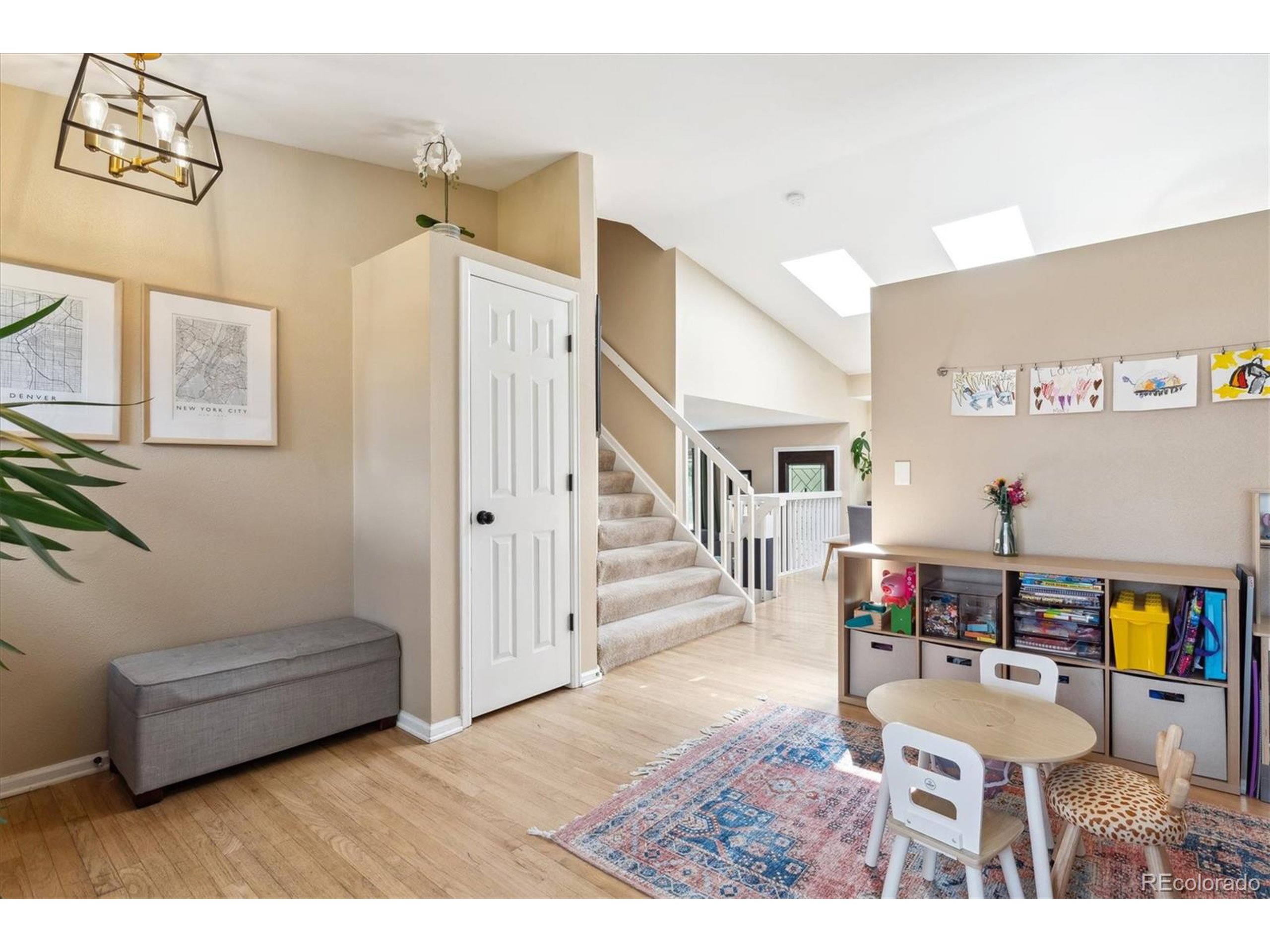 1462 Hyacinth Way