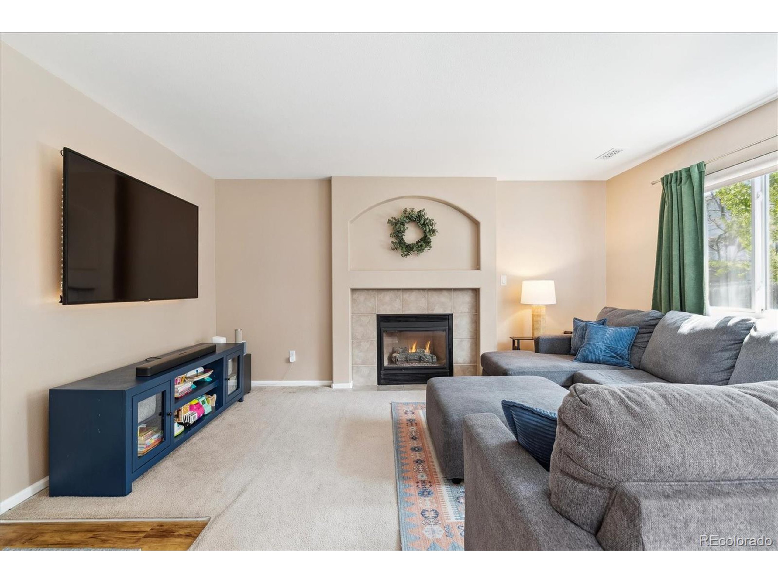 1462 Hyacinth Way