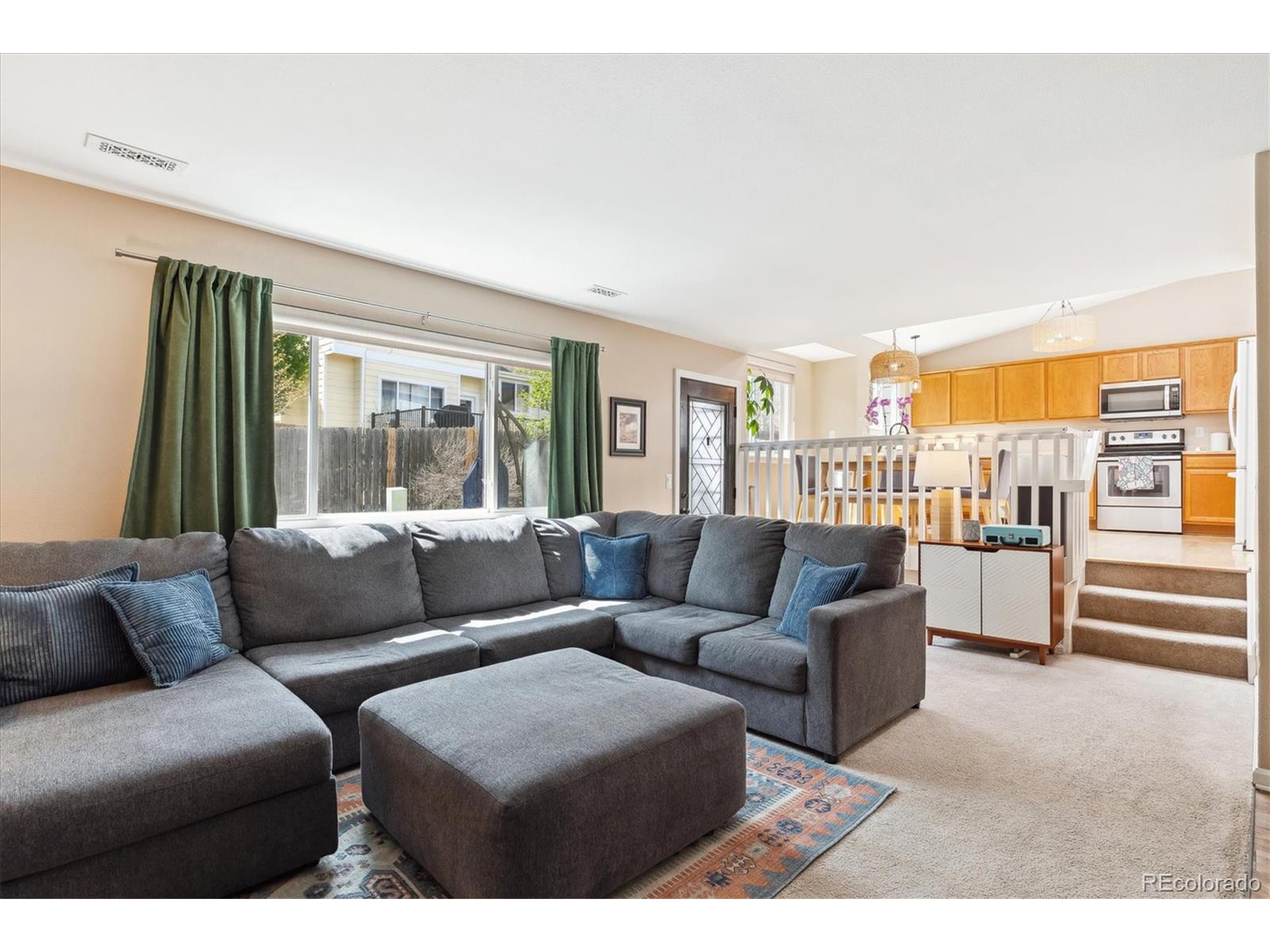 1462 Hyacinth Way