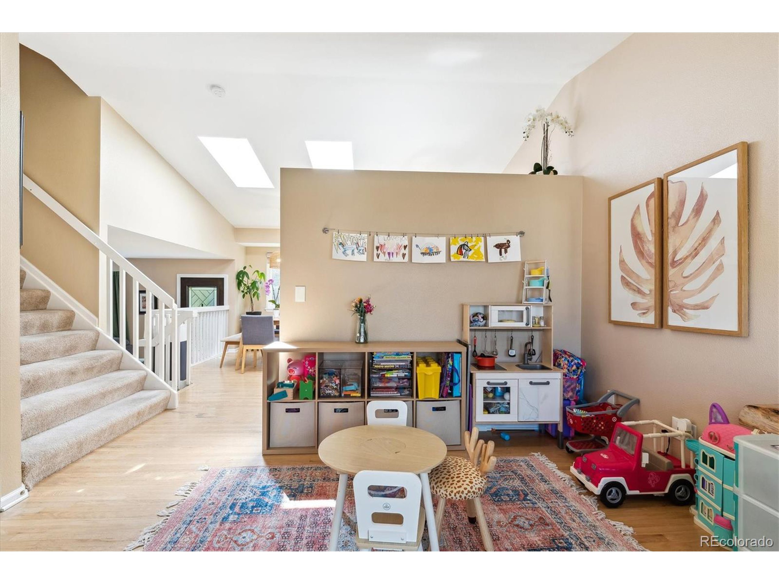1462 Hyacinth Way