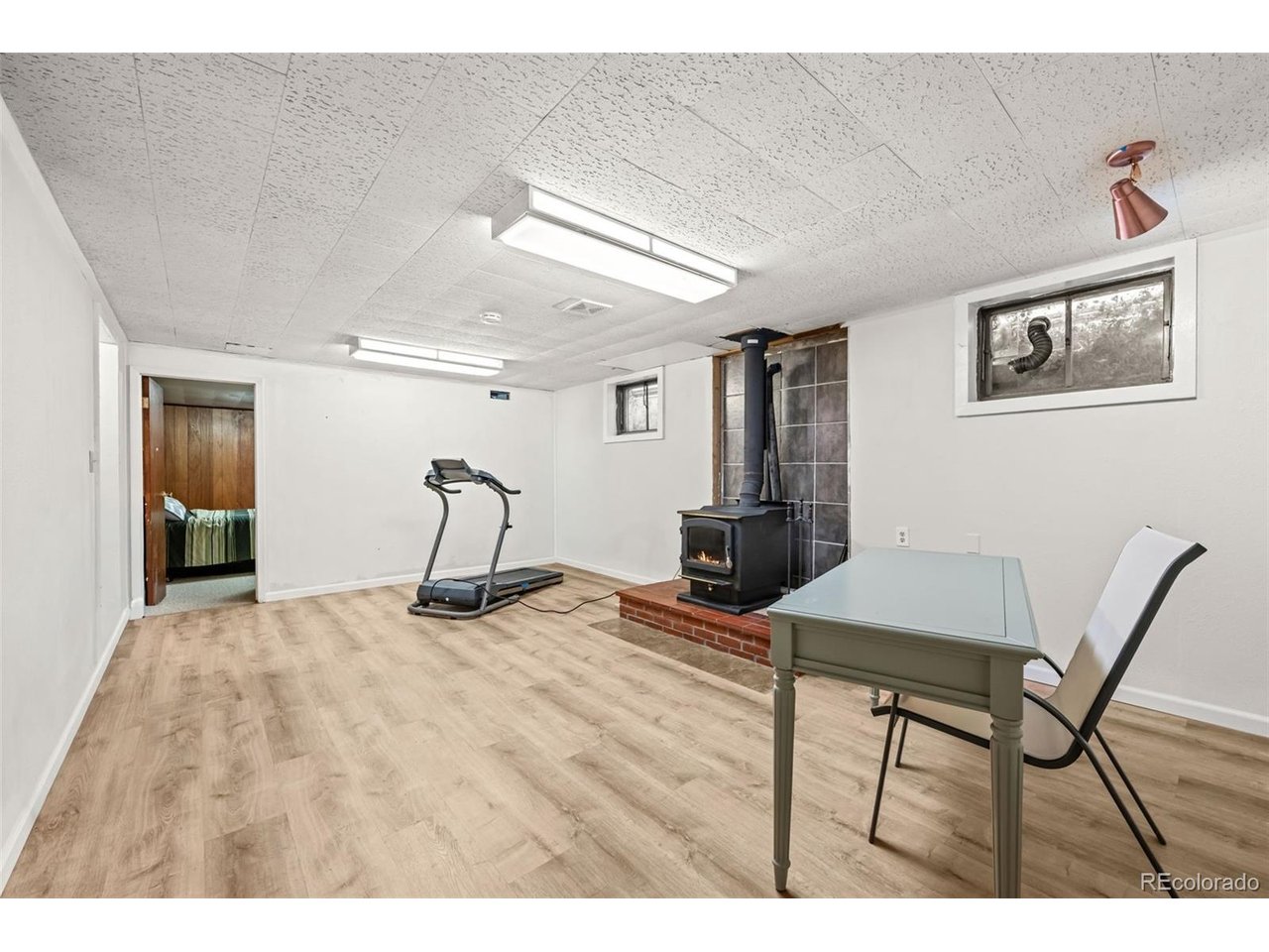 6421 Iris Ct