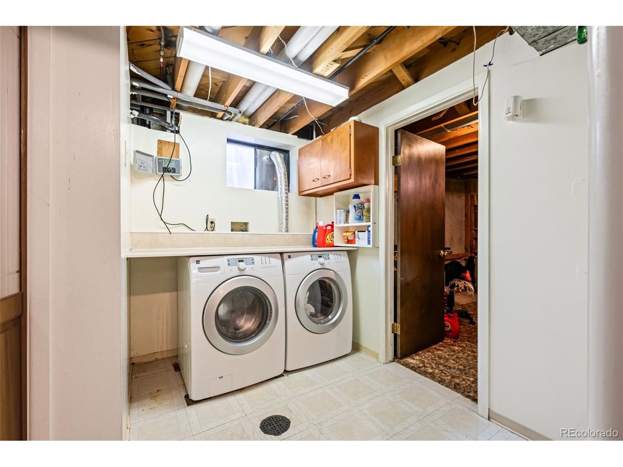 6421 Iris Ct