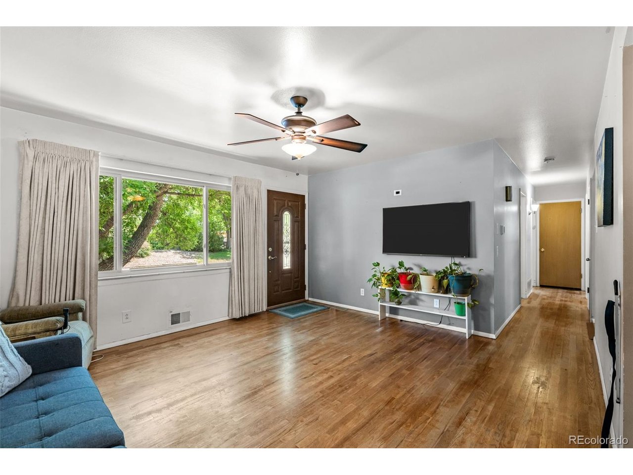 6421 Iris Ct