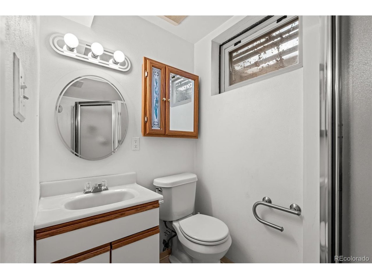 6421 Iris Ct