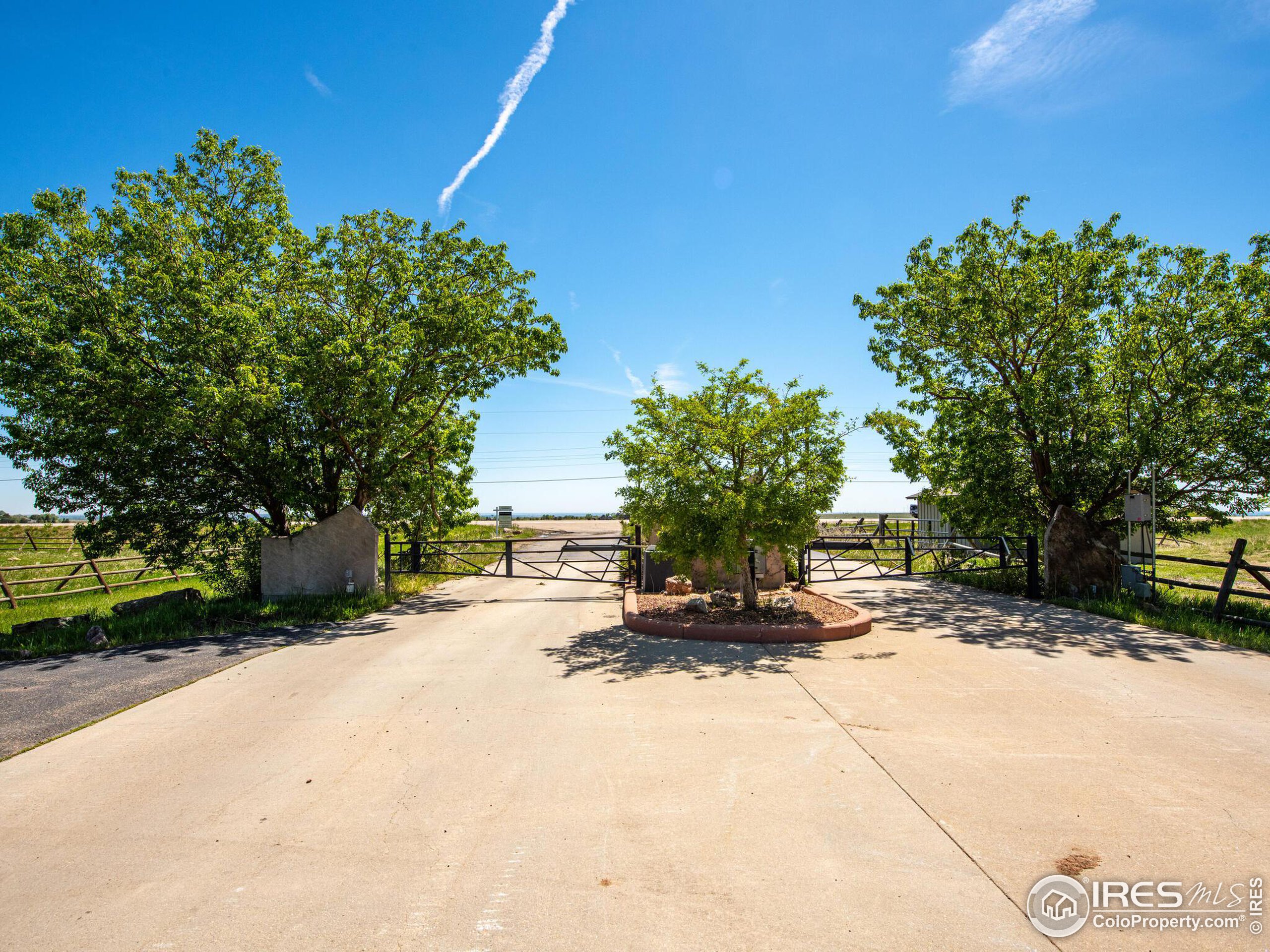 9631 Mountain Ridge Pl