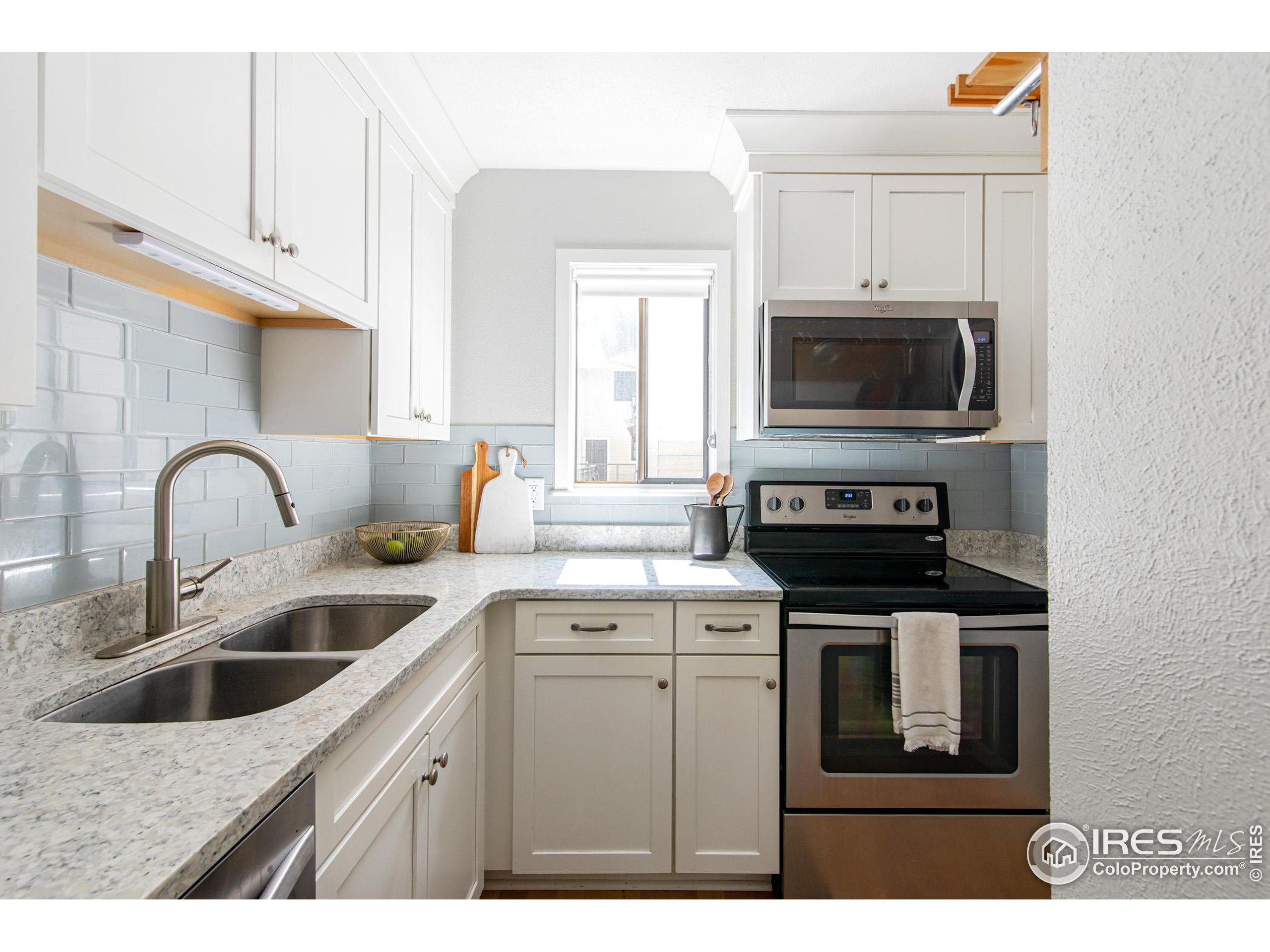 208 Pearl St Unit: K