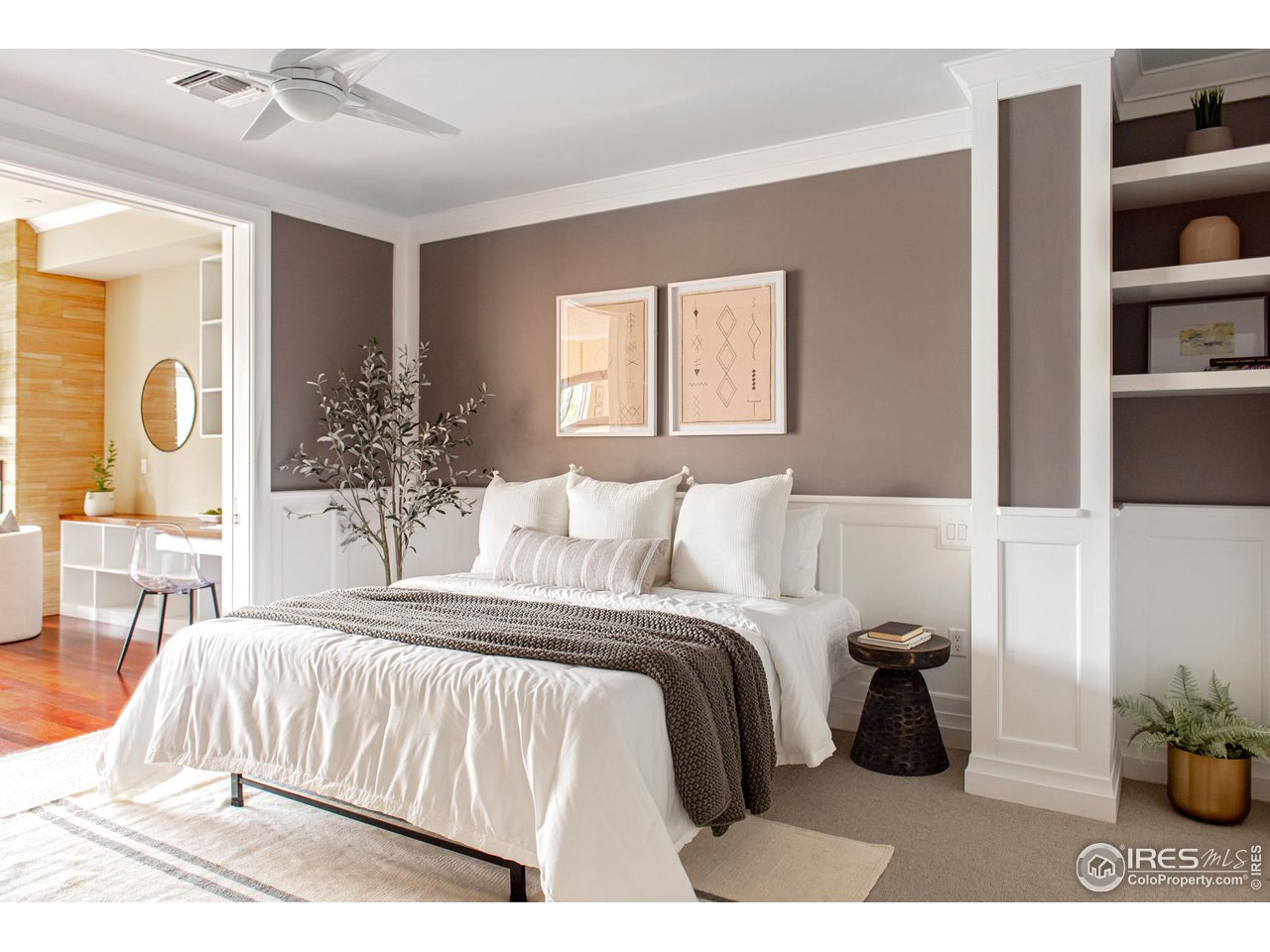 1155 Canyon Blvd Unit: 202