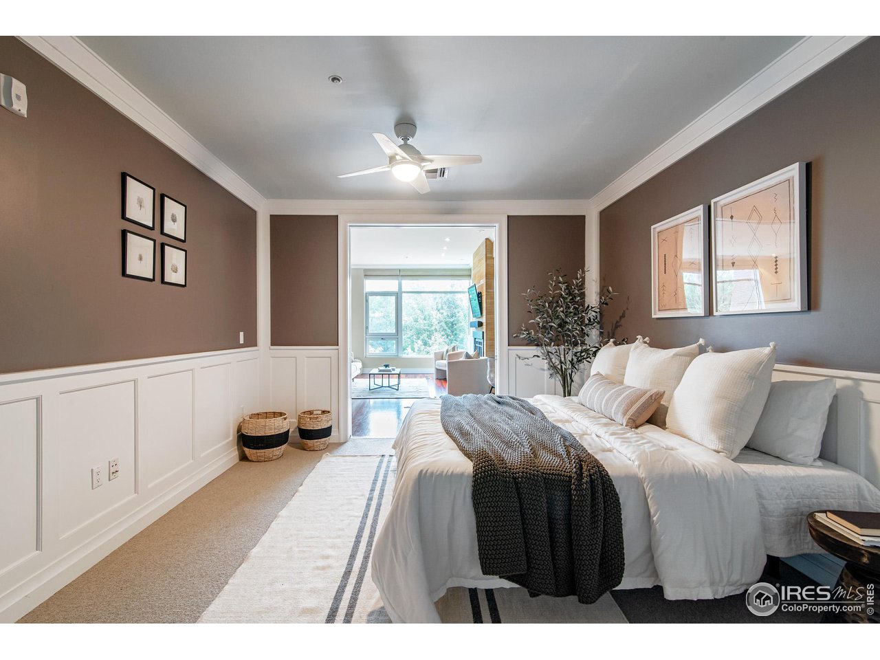 1155 Canyon Blvd Unit: 202