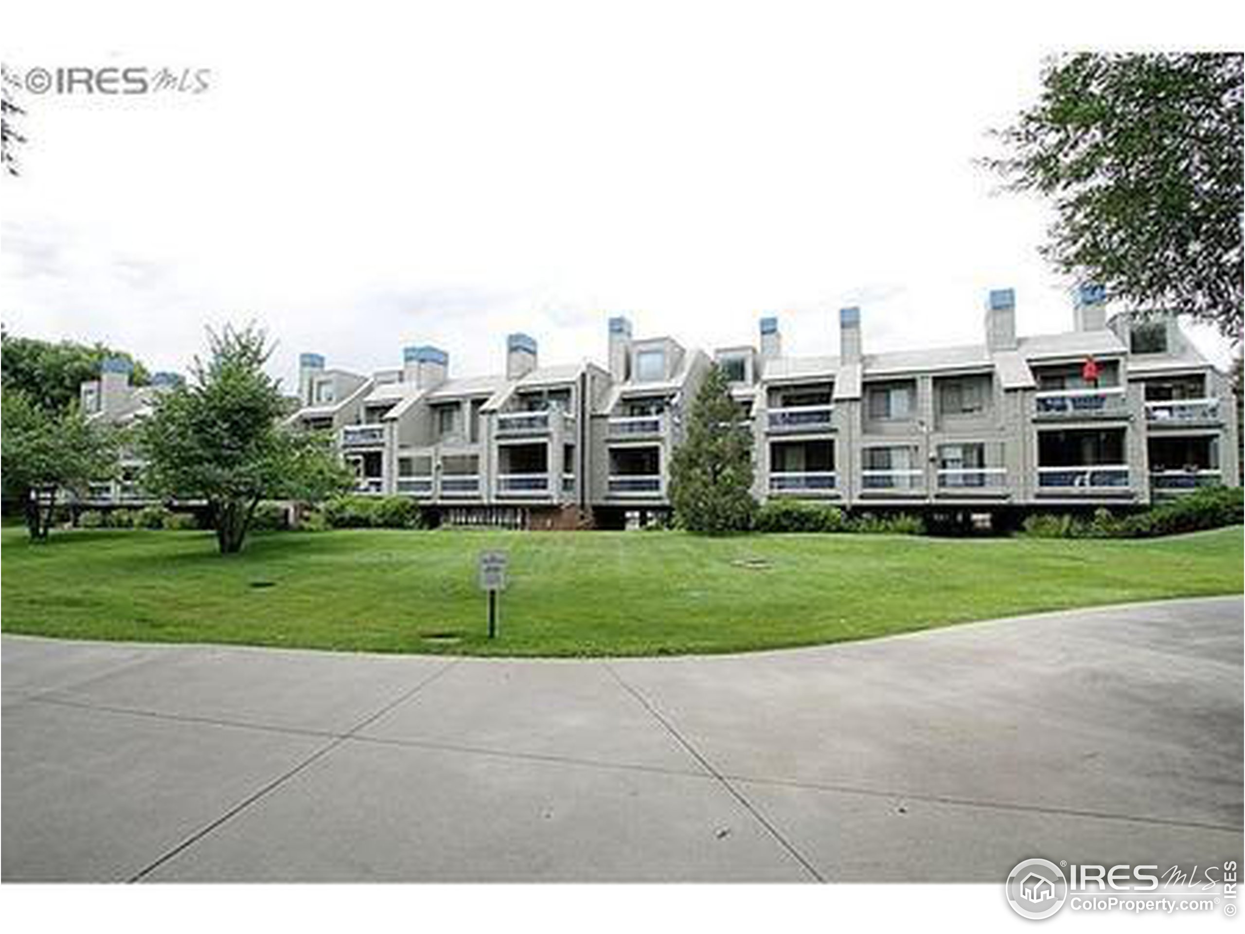 3280 47th St Unit: 205B