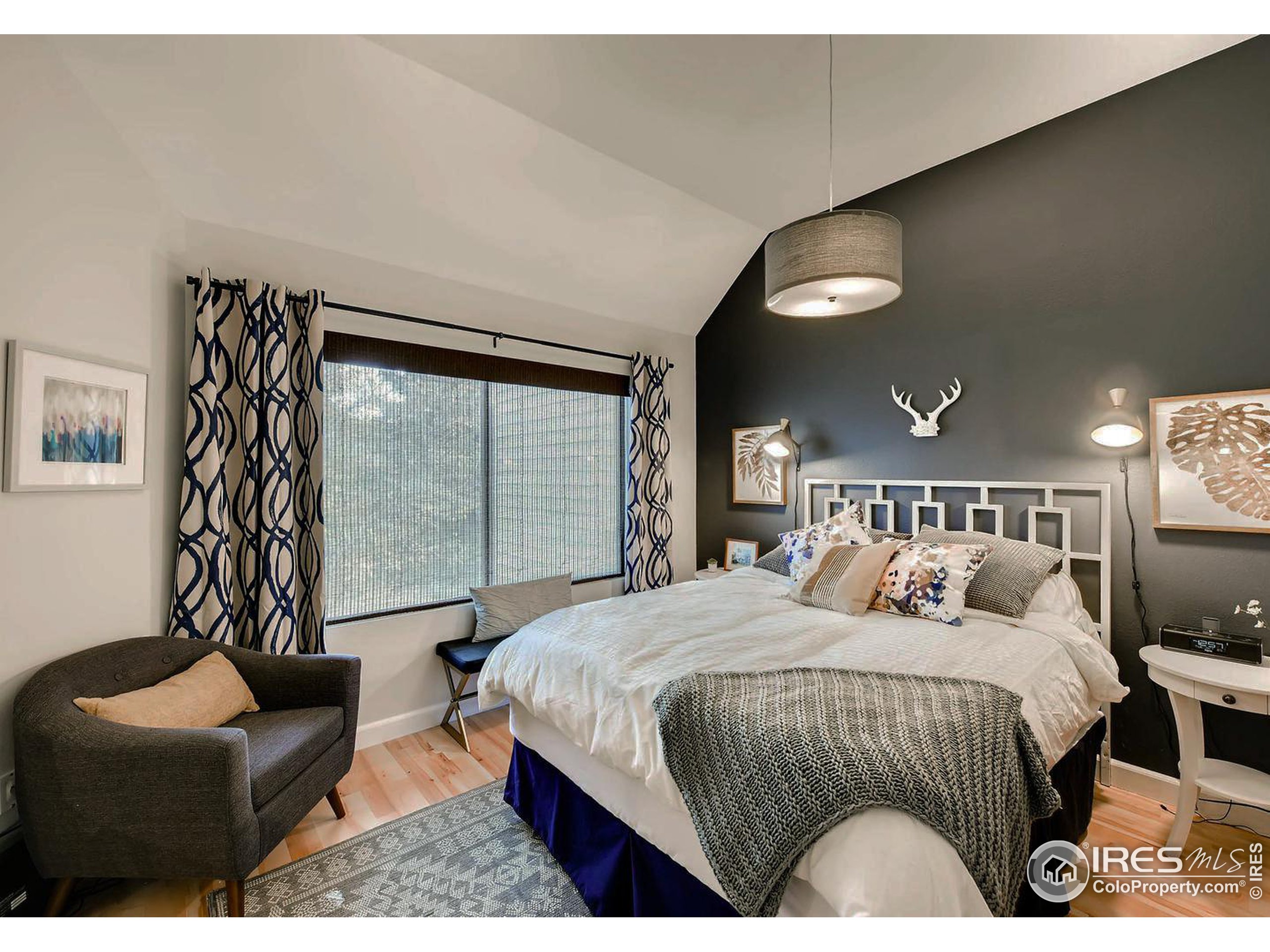 3280 47th St Unit: 205B