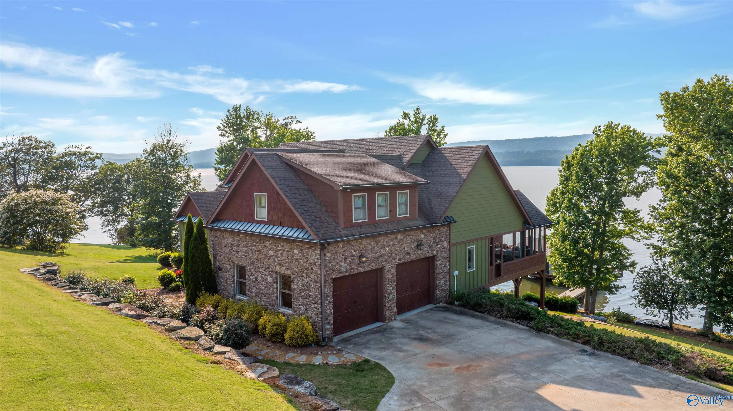 900 Menominee Road