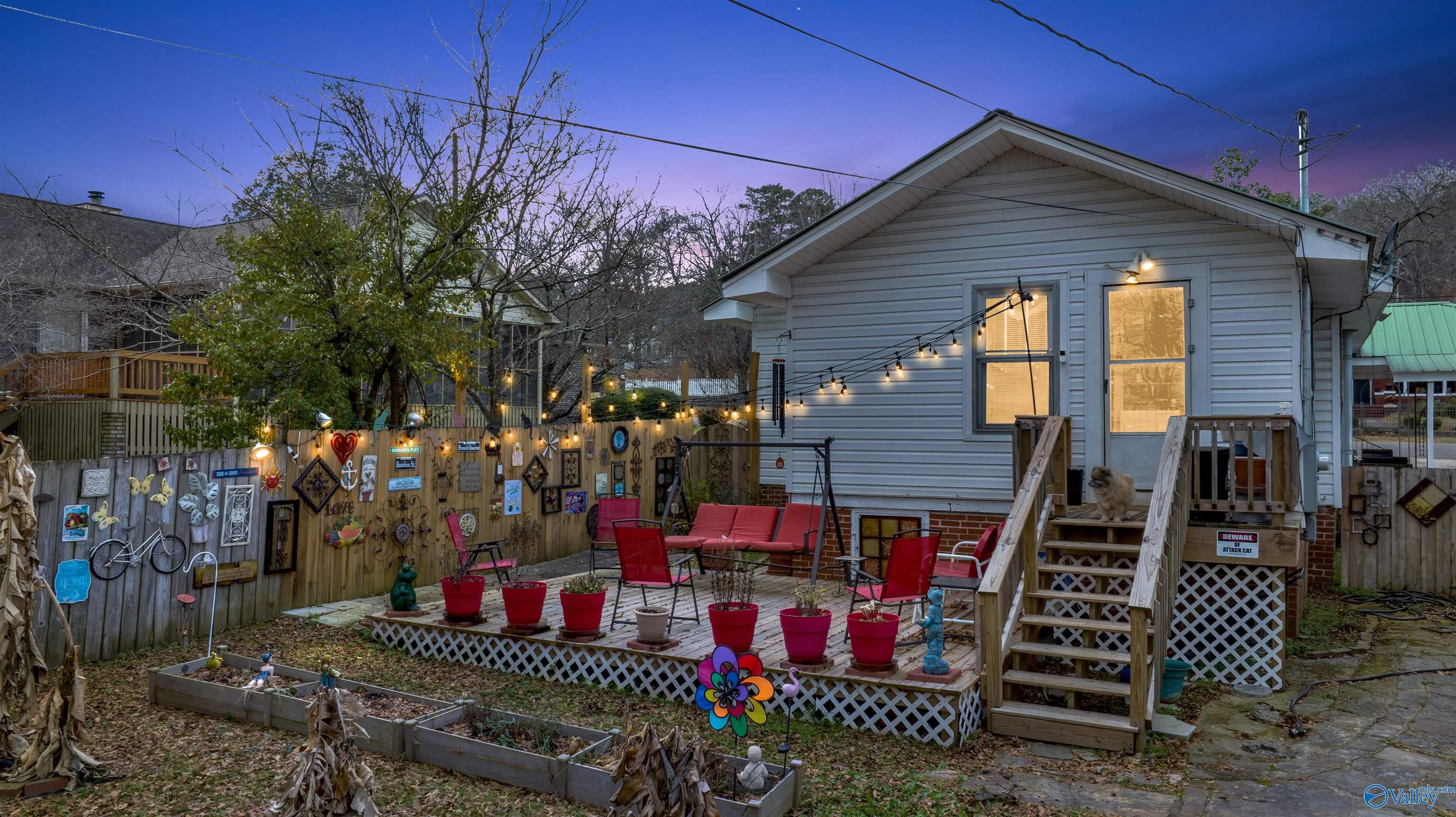 605 NW Forest Avenue NW