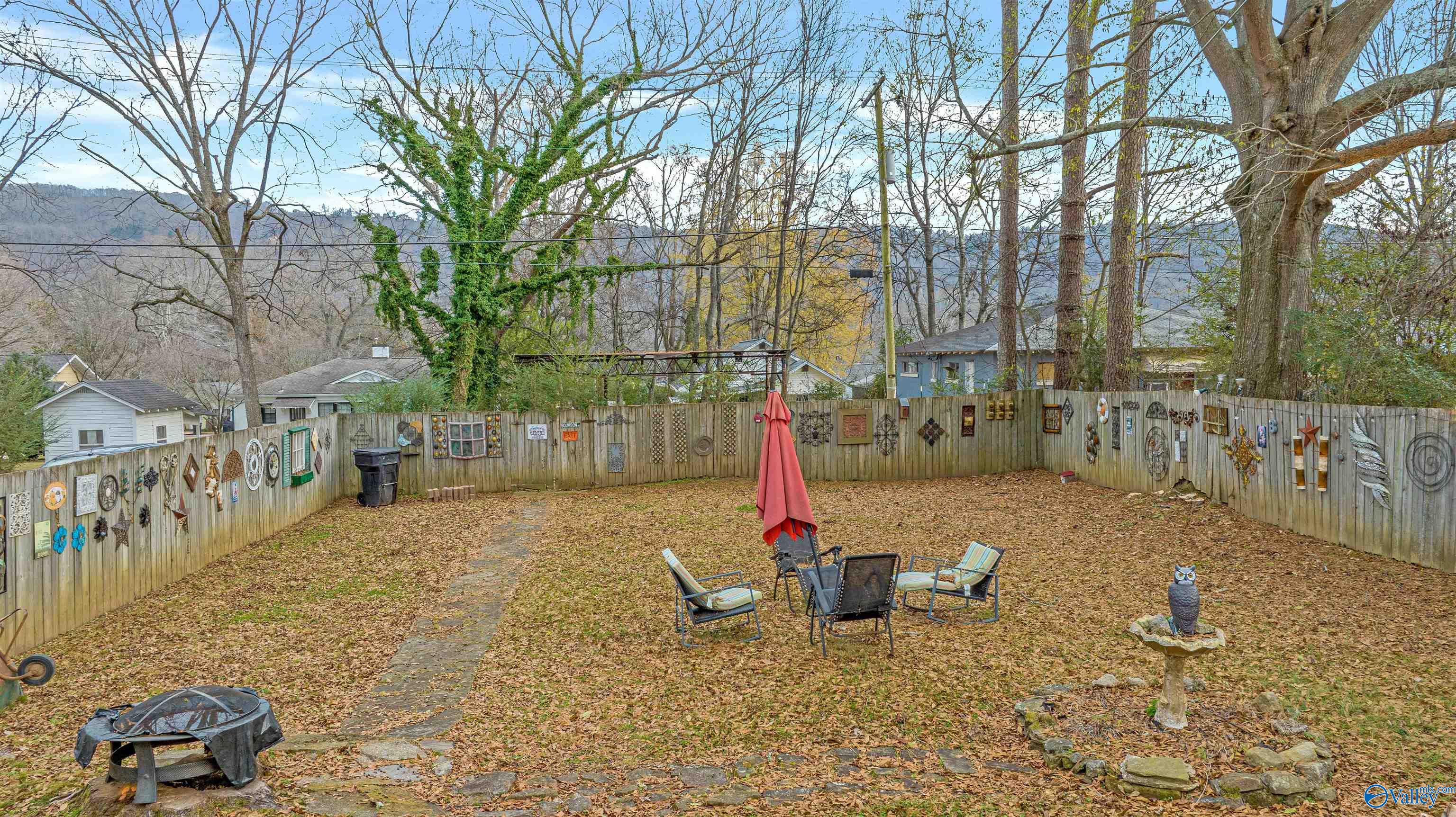 605 NW Forest Avenue NW