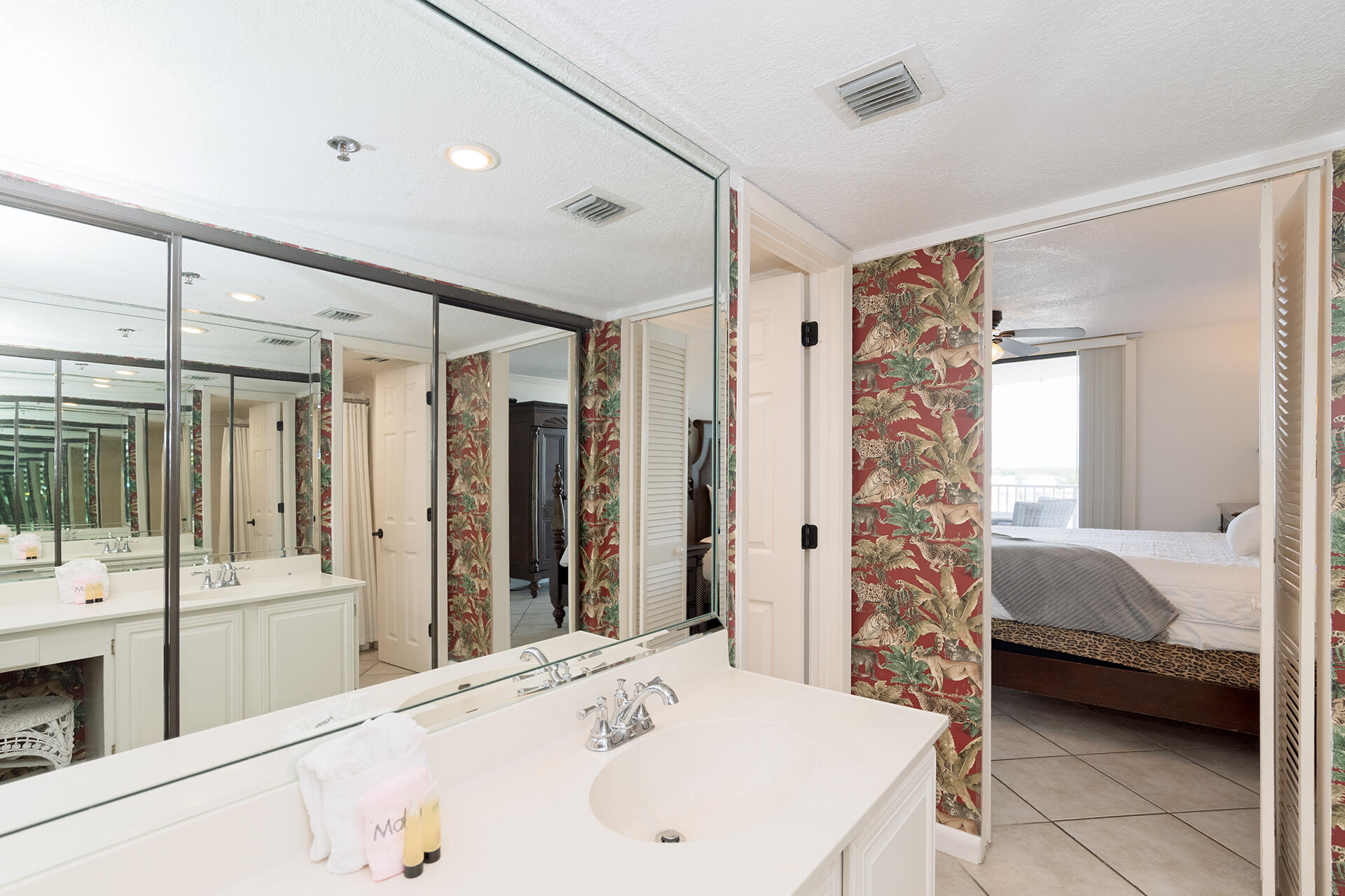 114 Mainsail Drive UNIT 374