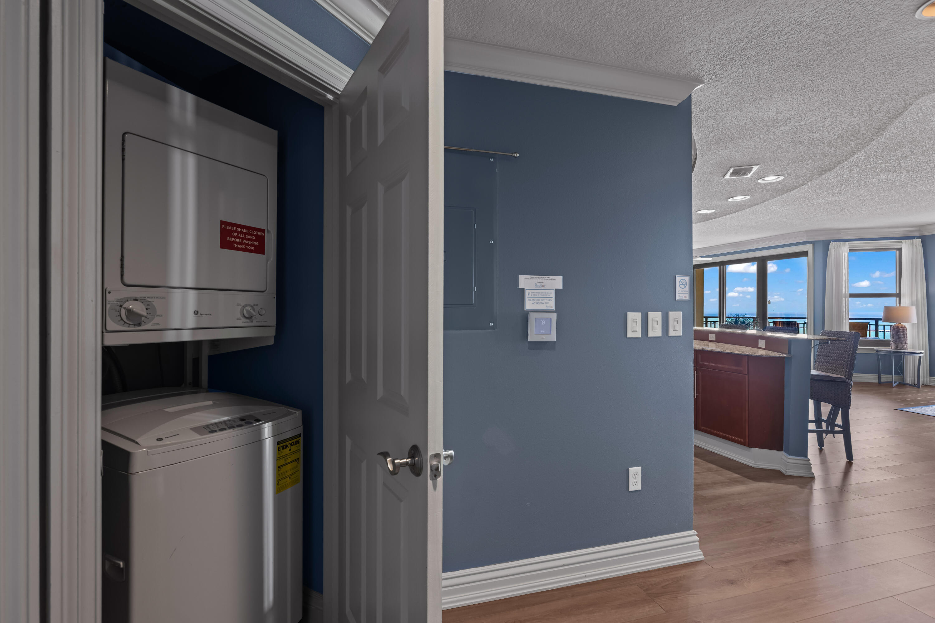 10 Harbor Boulevard, W625