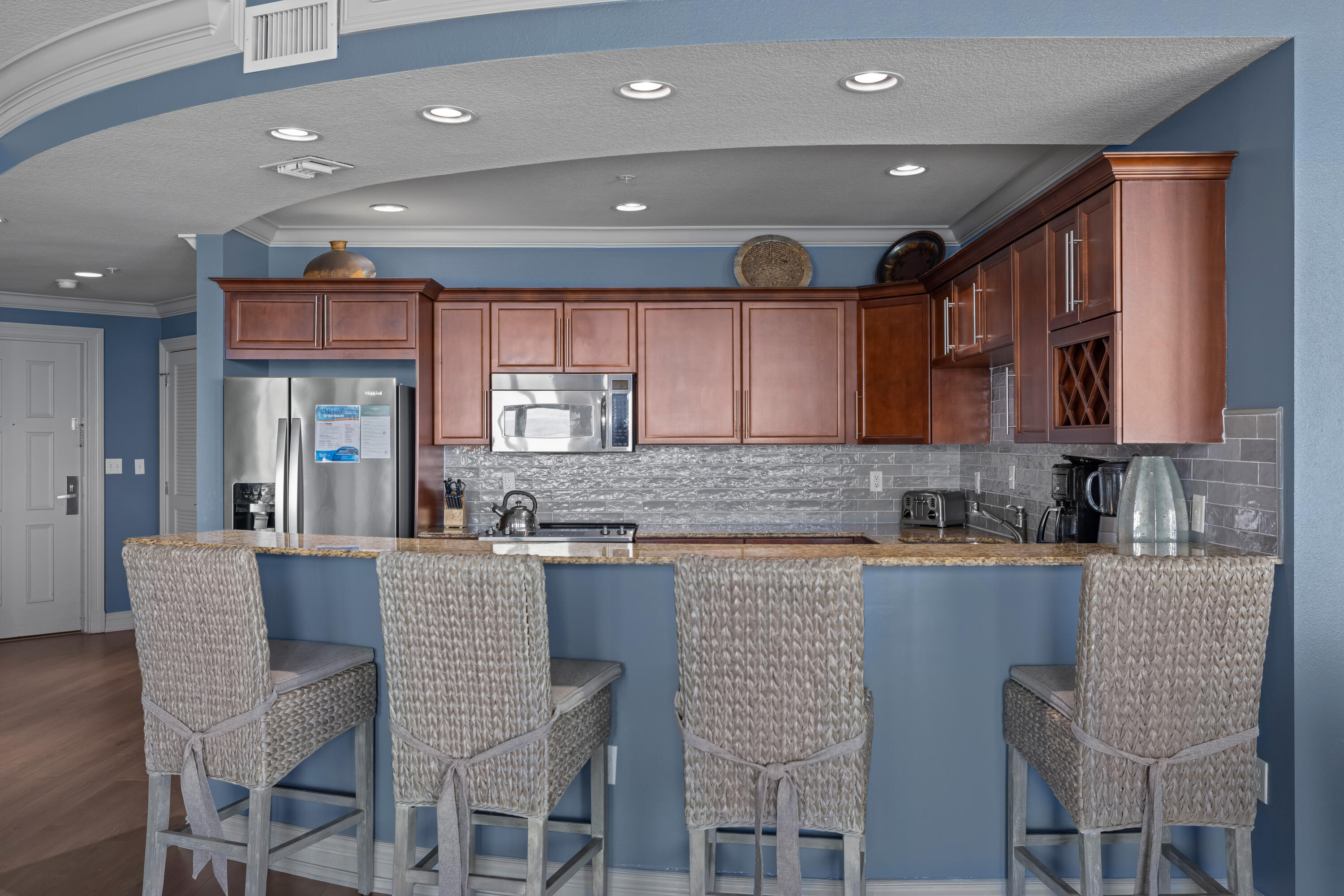 10 Harbor Boulevard, W625