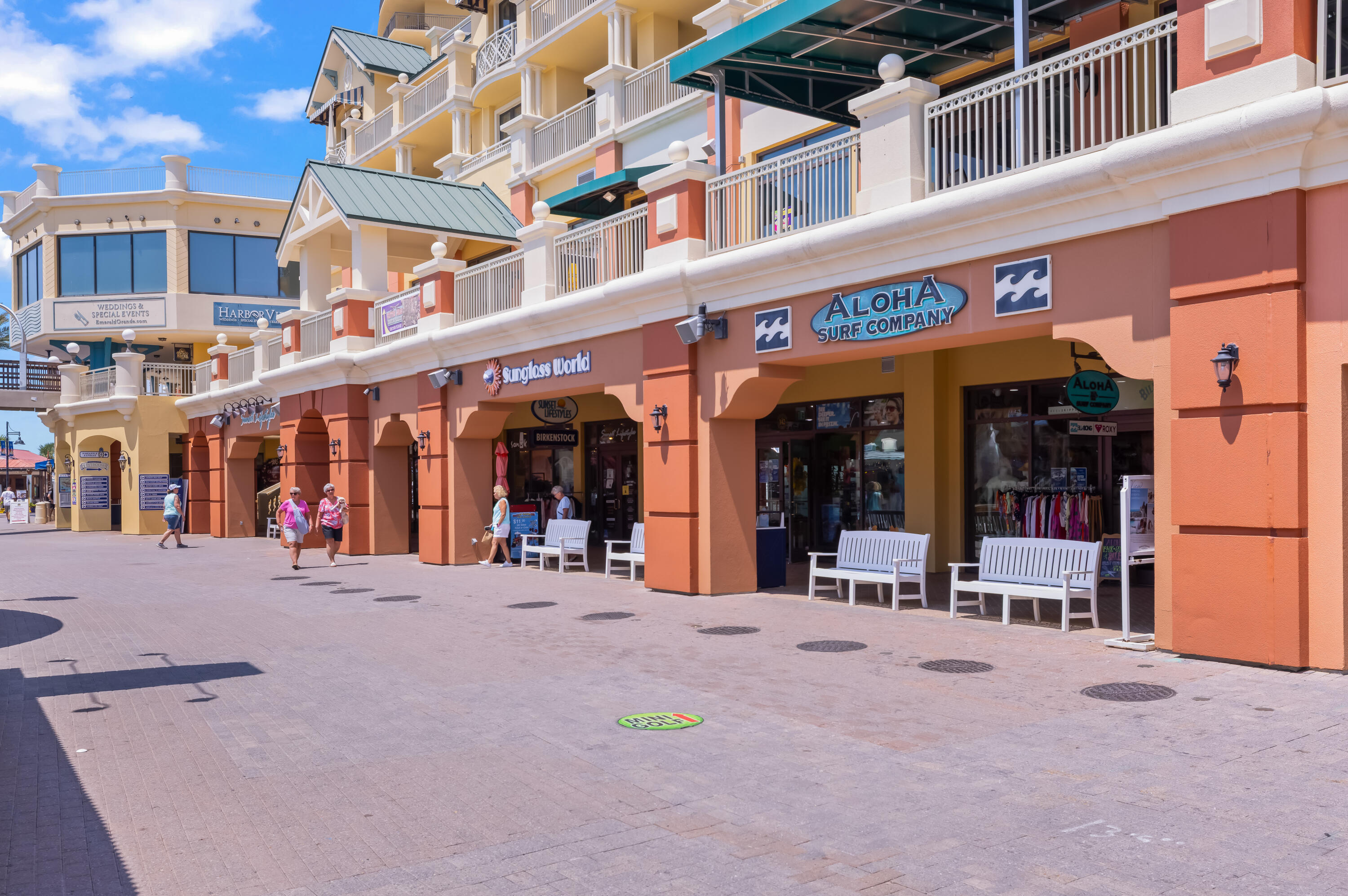10 Harbor Boulevard, W625