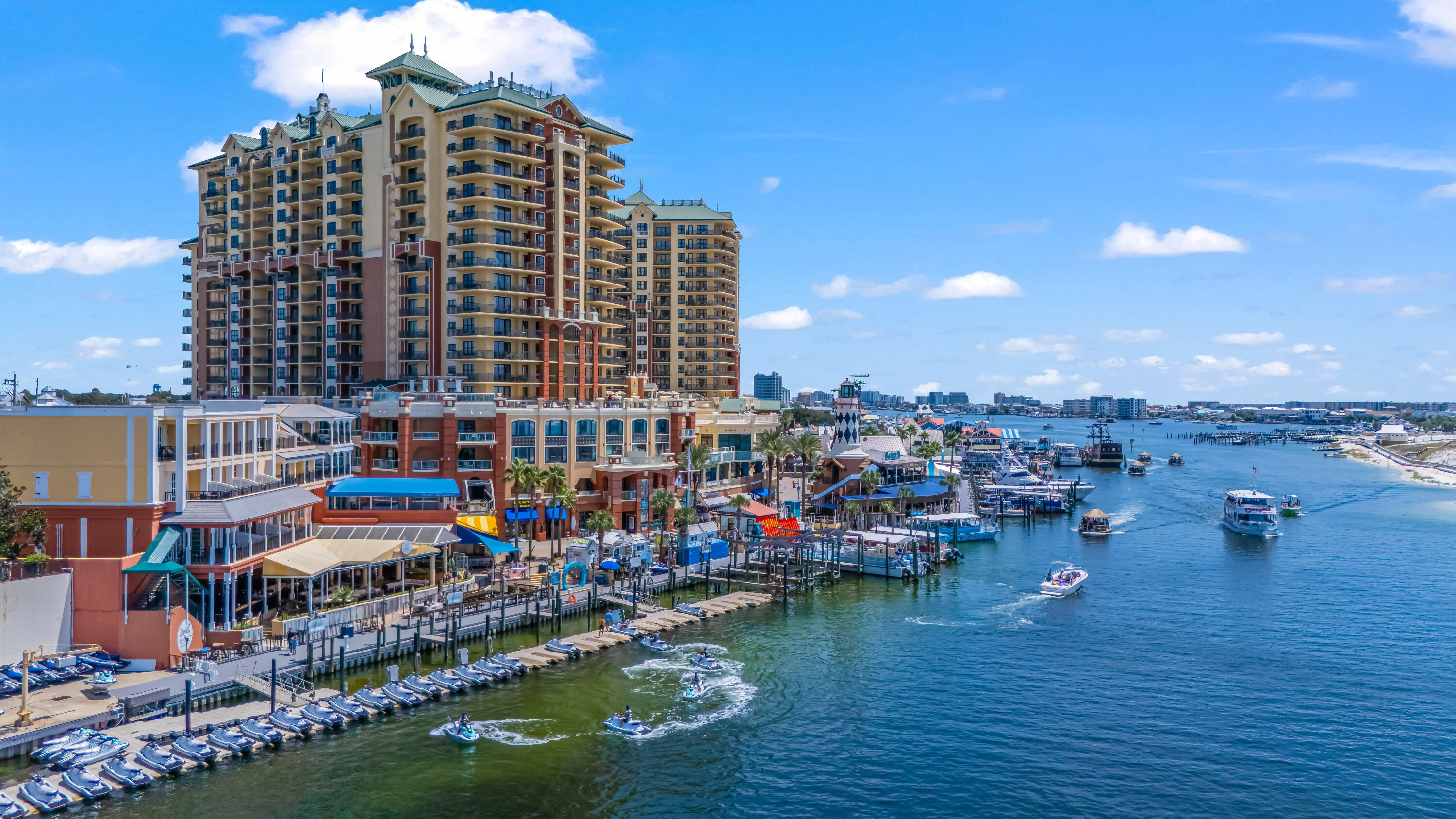 10 Harbor Boulevard, W625
