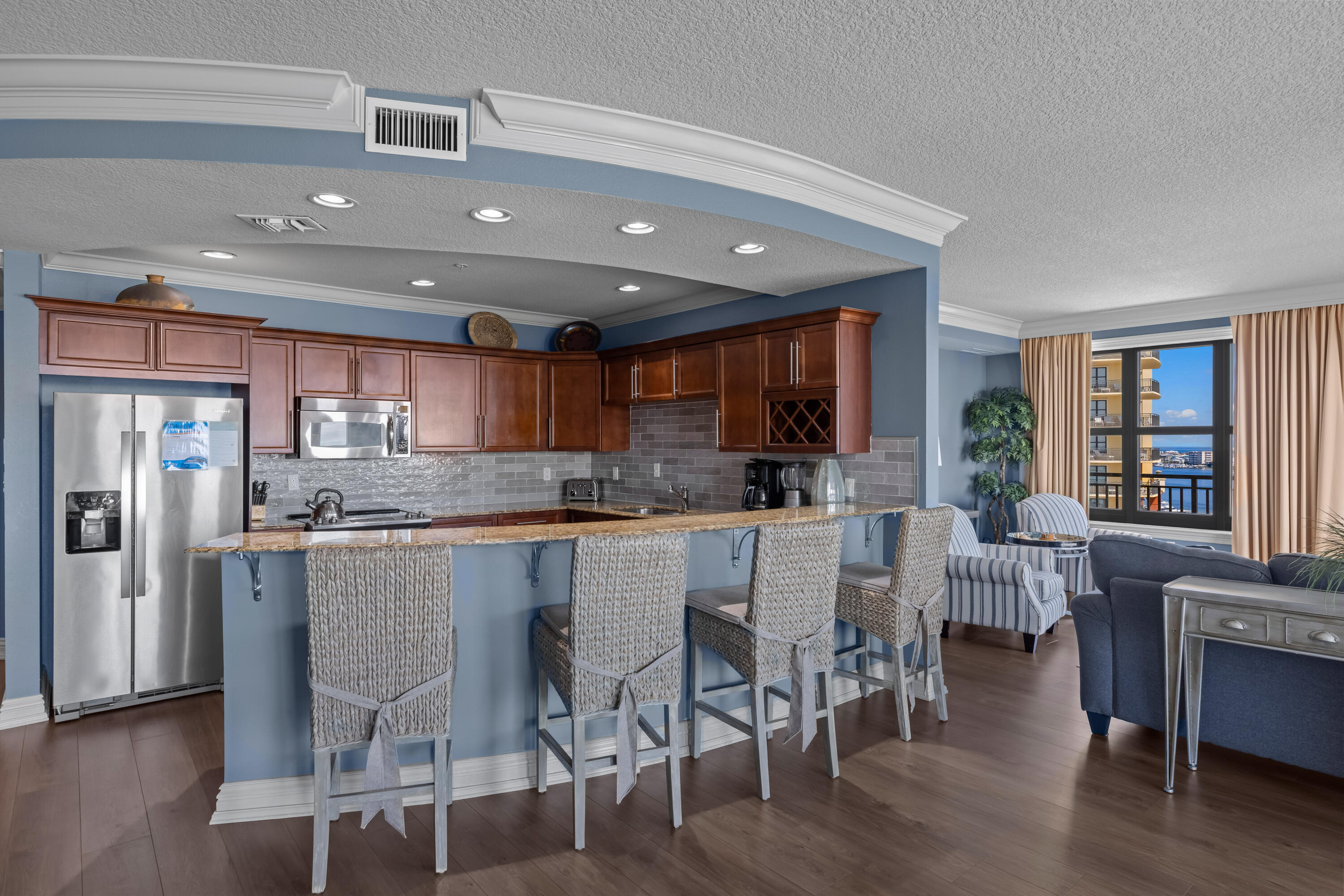 10 Harbor Boulevard, W625