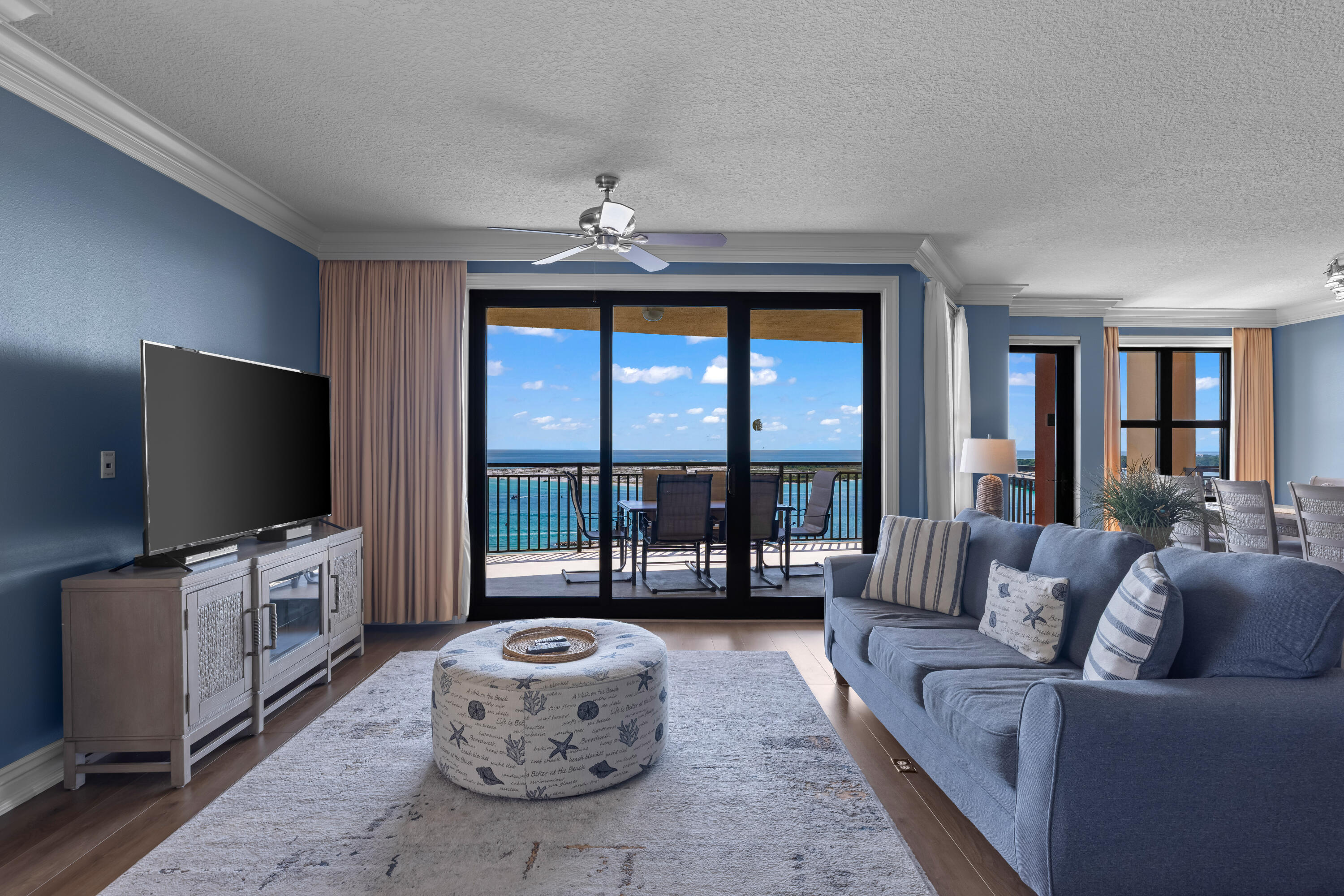 10 Harbor Boulevard, W625