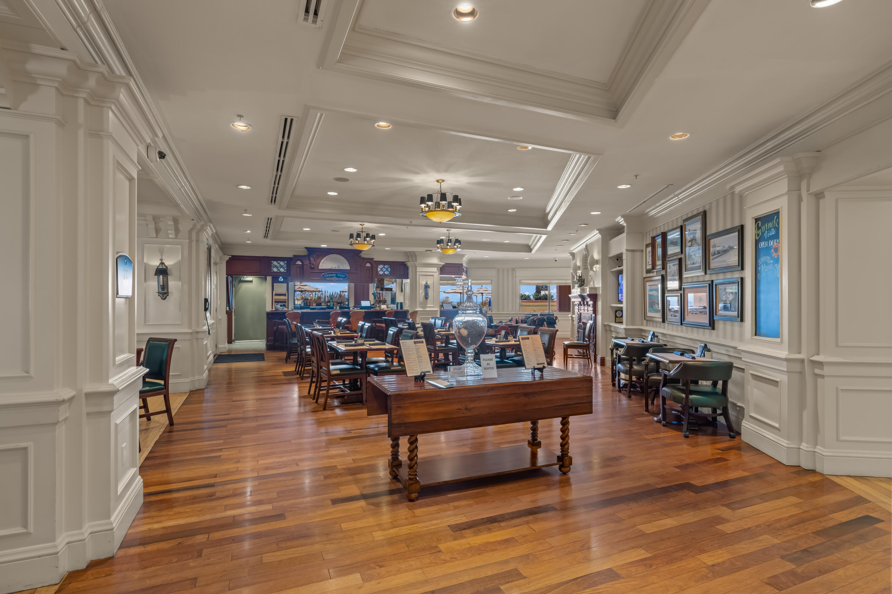 10 Harbor Boulevard, W625