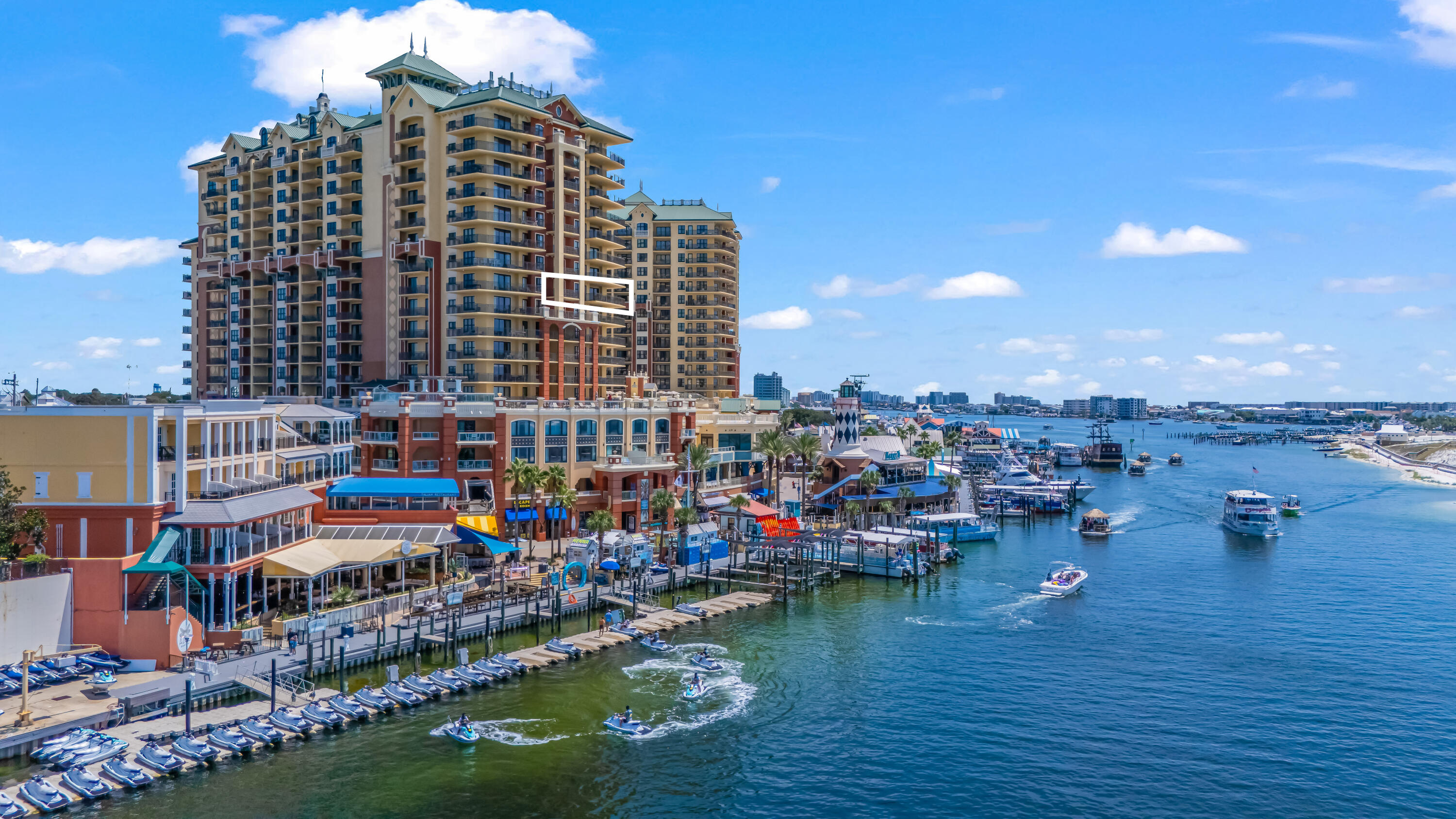 10 Harbor Boulevard, W625