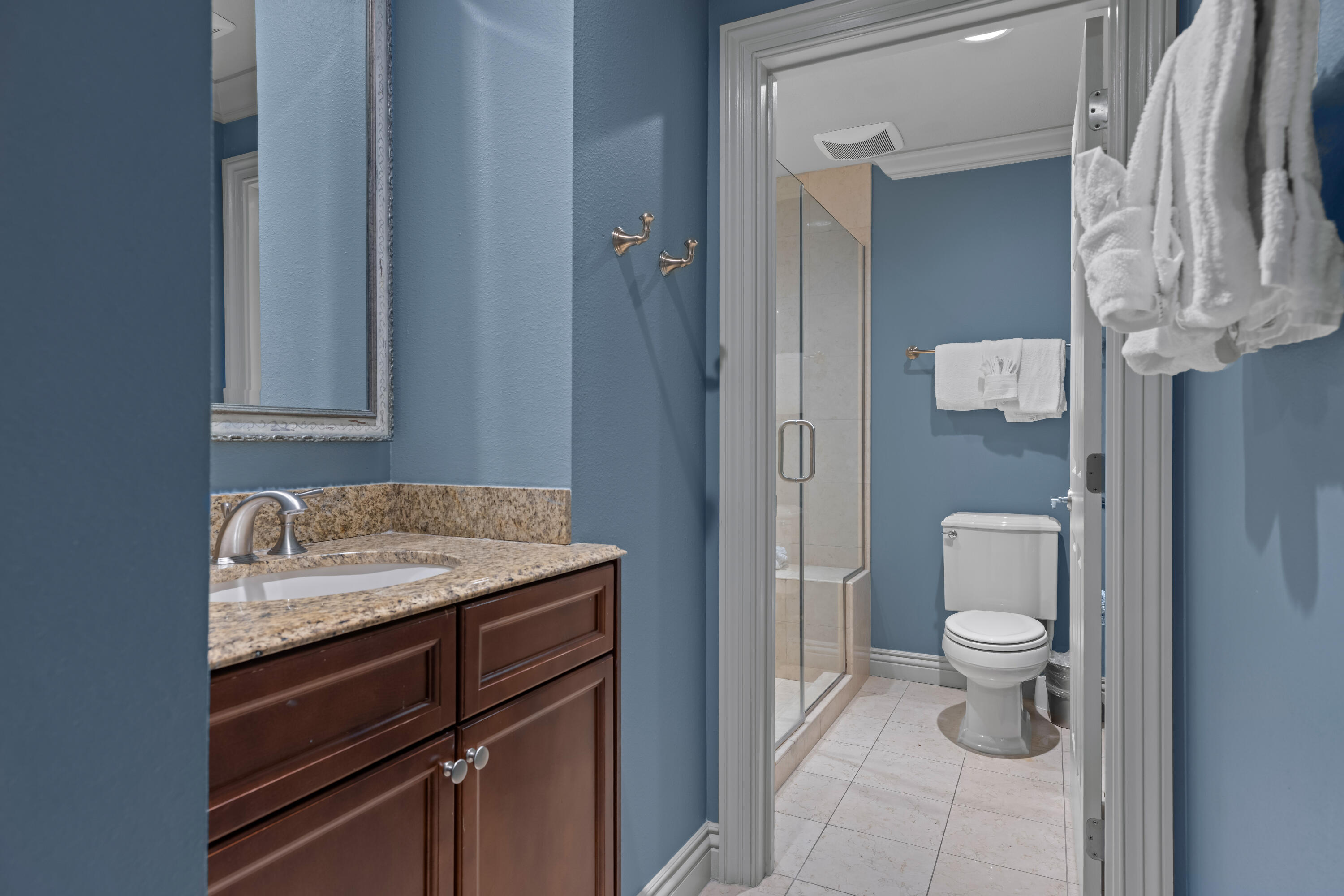 10 Harbor Boulevard, W625