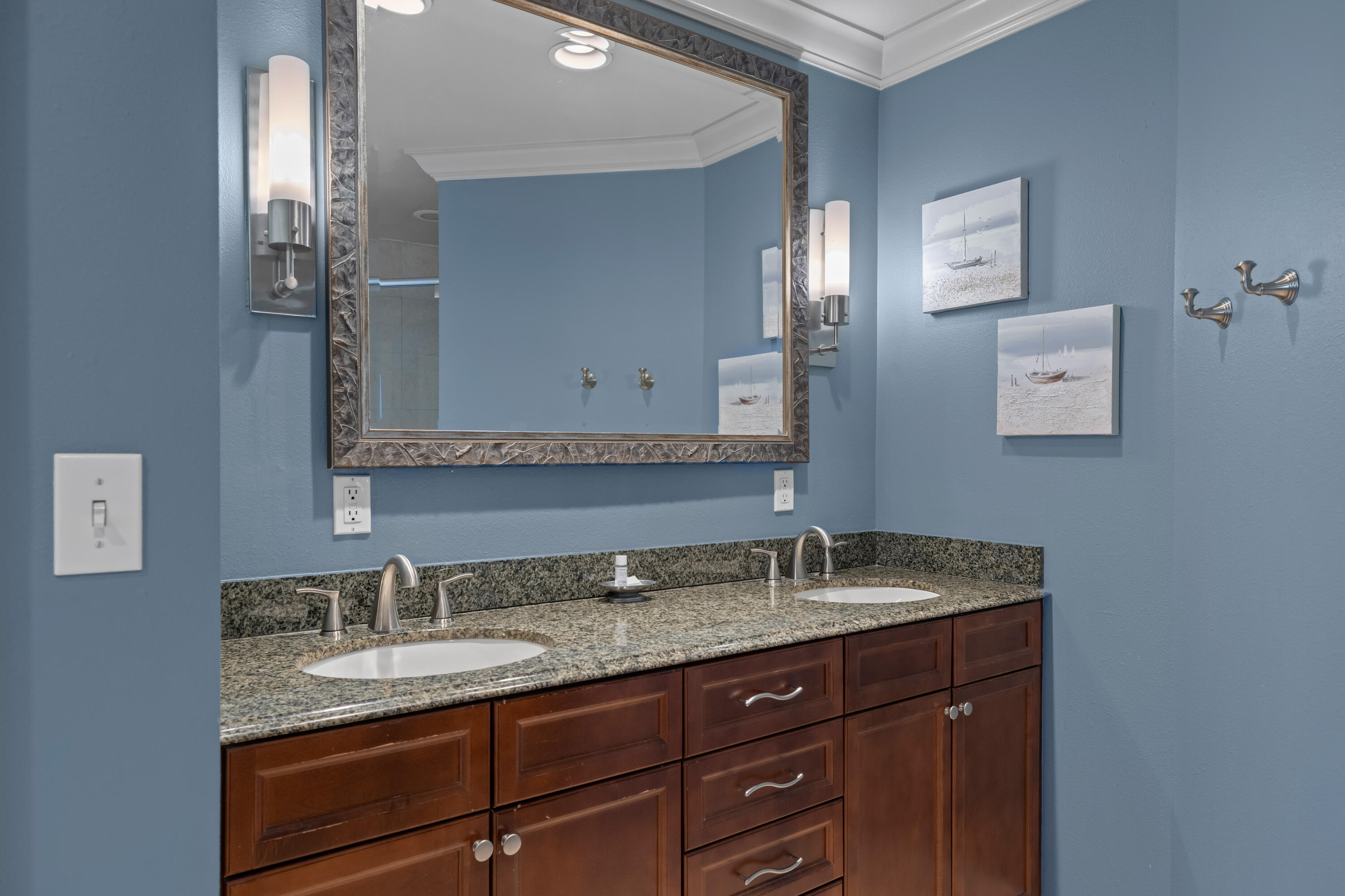 10 Harbor Boulevard, W625