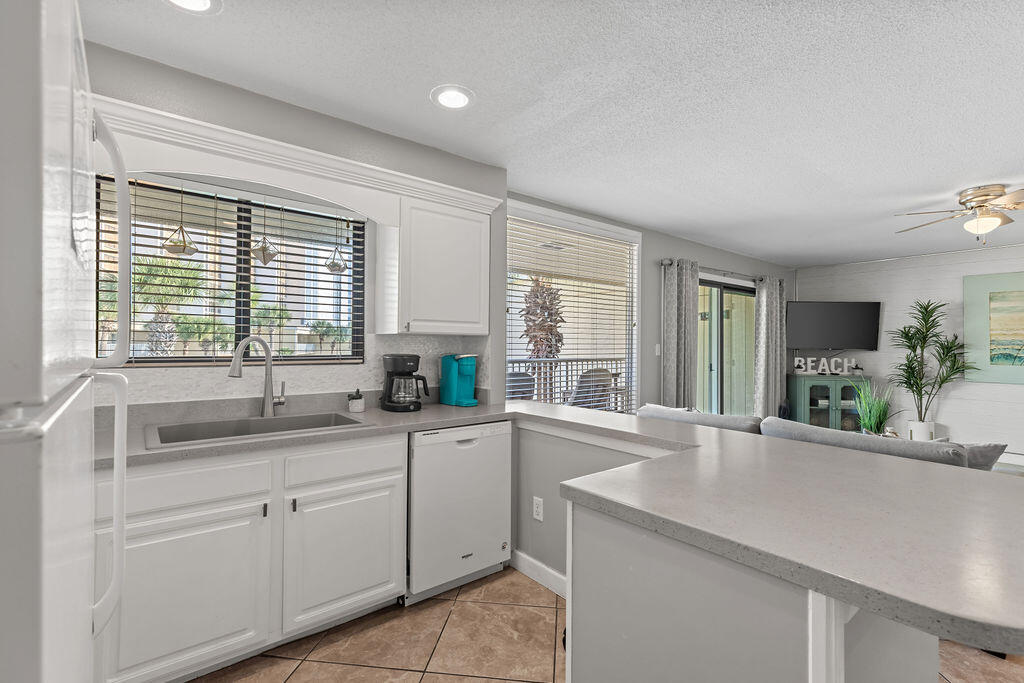 1030 E Highway 98 200A