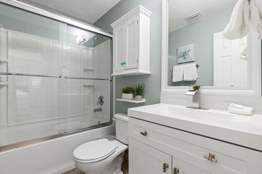 1030 E Highway 98 200A