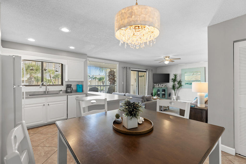 1030 E Highway 98 200A